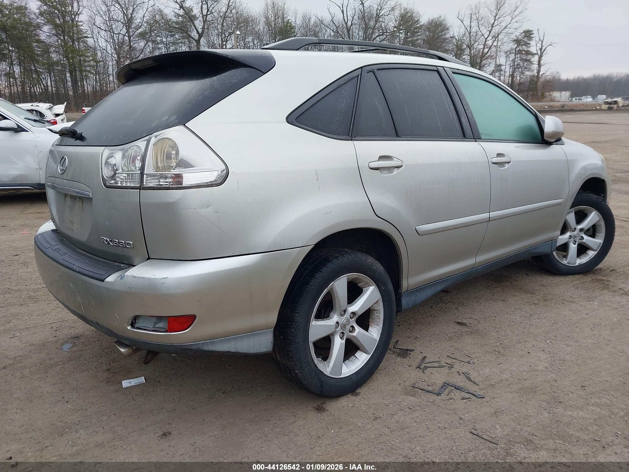 LEXUS RX image 4