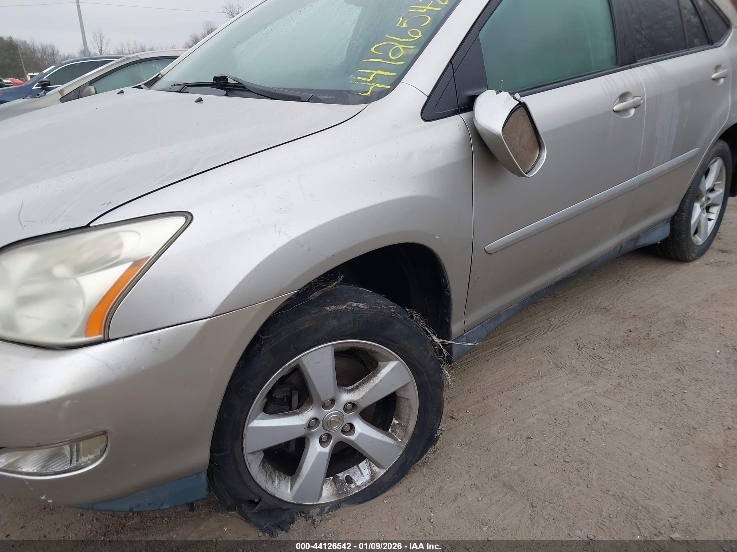 LEXUS RX image 6