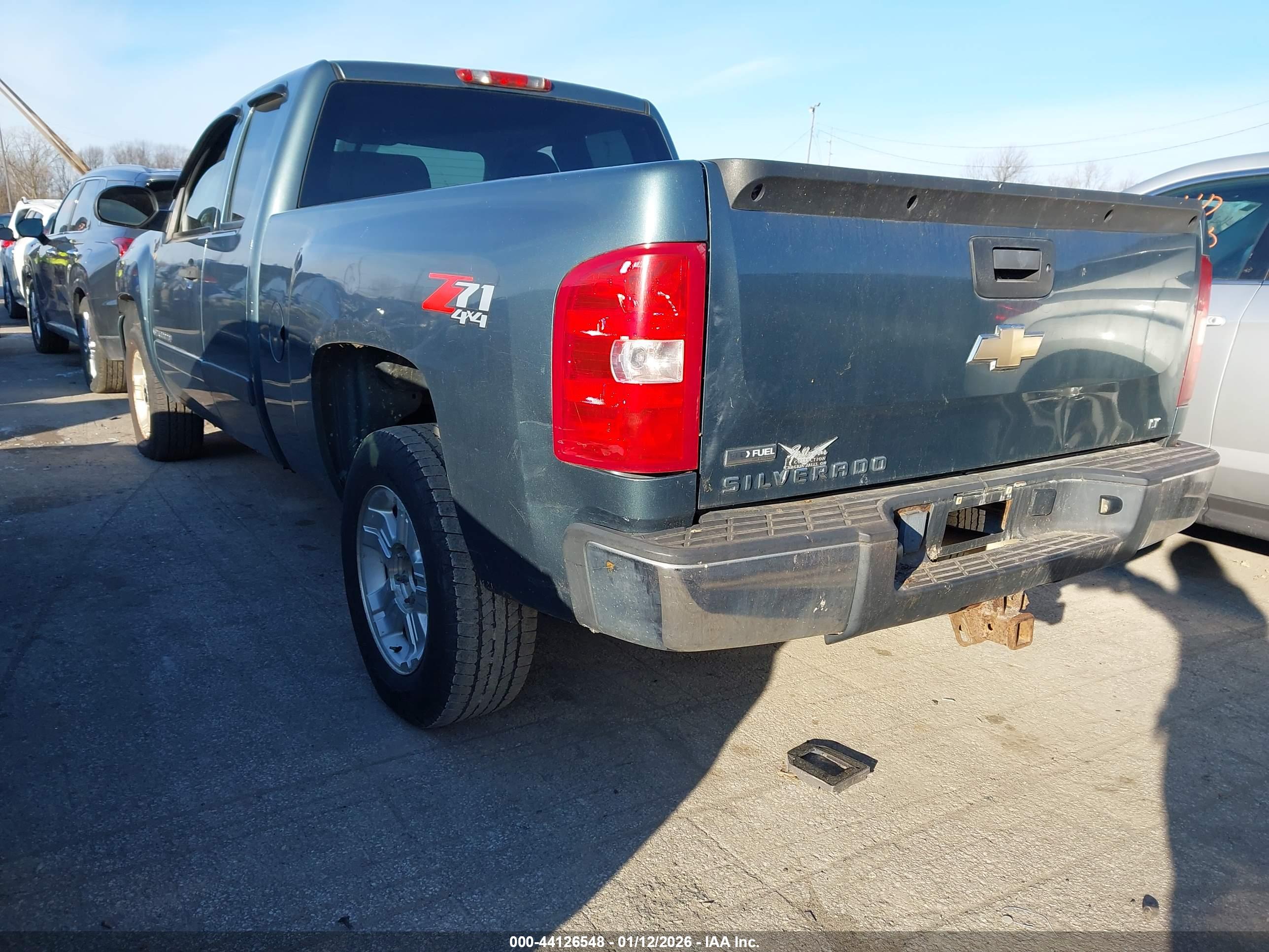CHEVROLET SILVERADO image 3