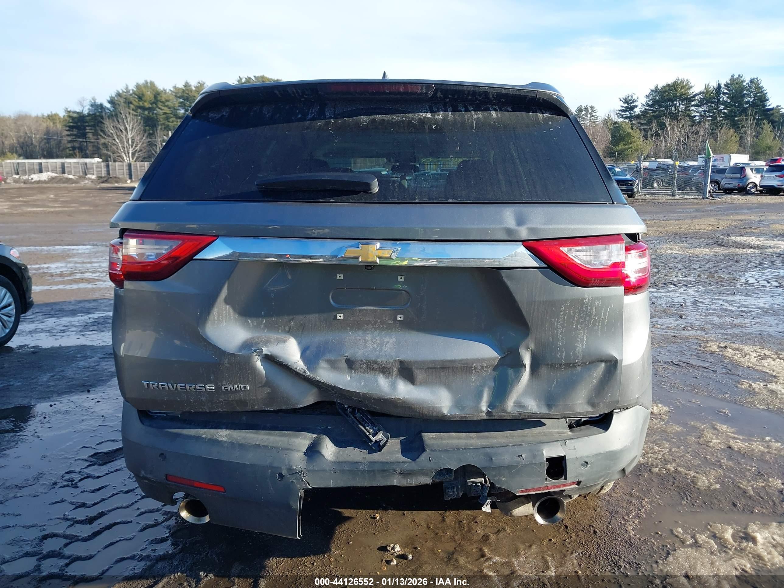 CHEVROLET TRAVERSE image 6