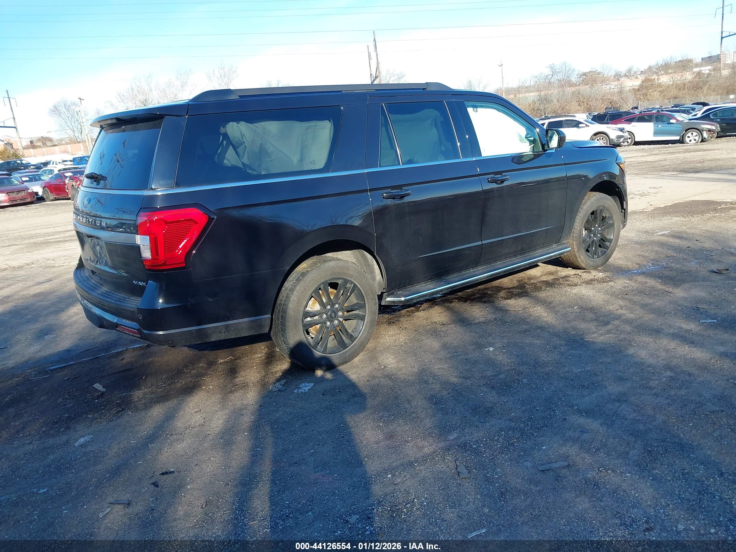 FORD EXPEDITION image 4