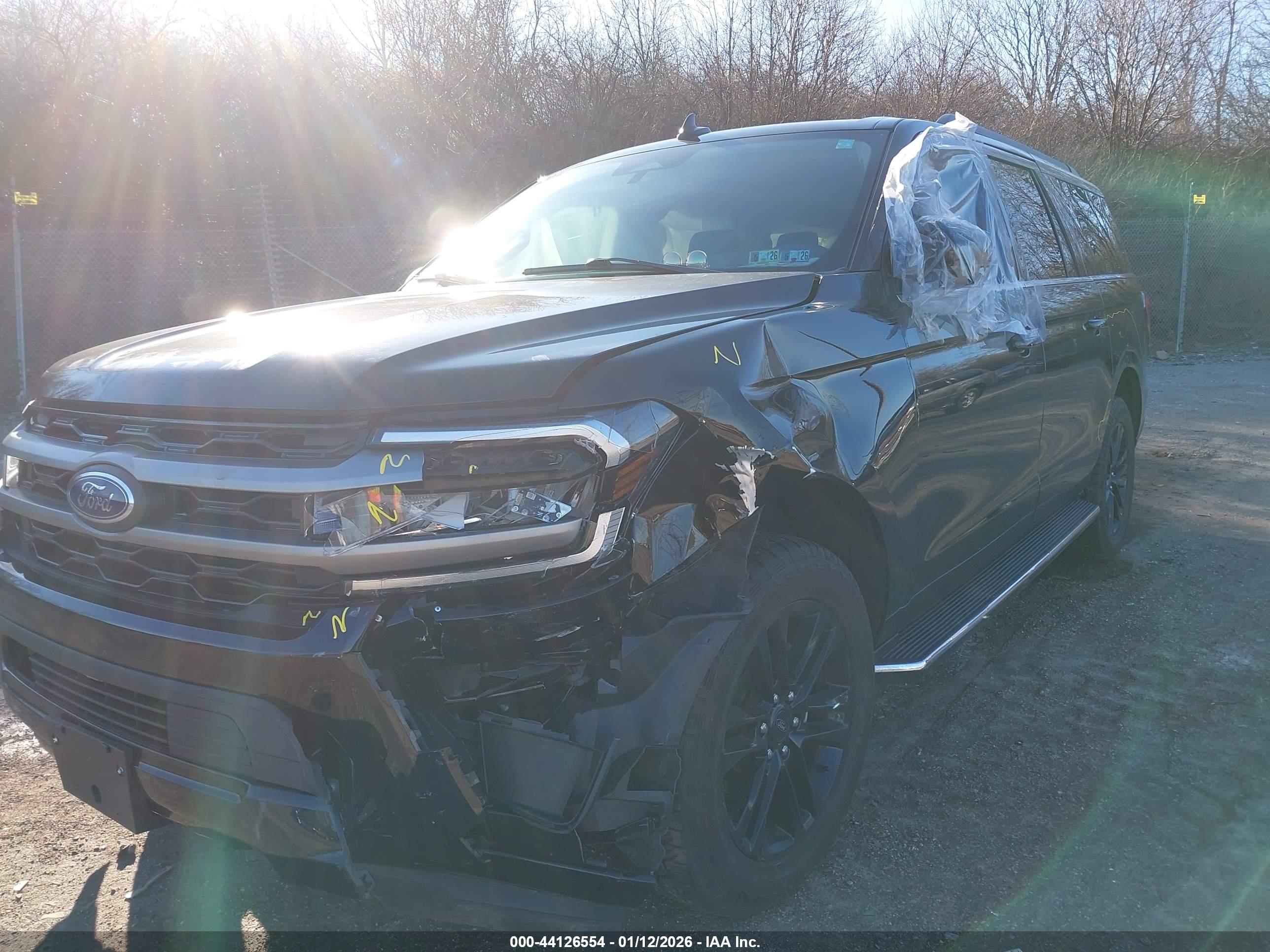 FORD EXPEDITION image 6