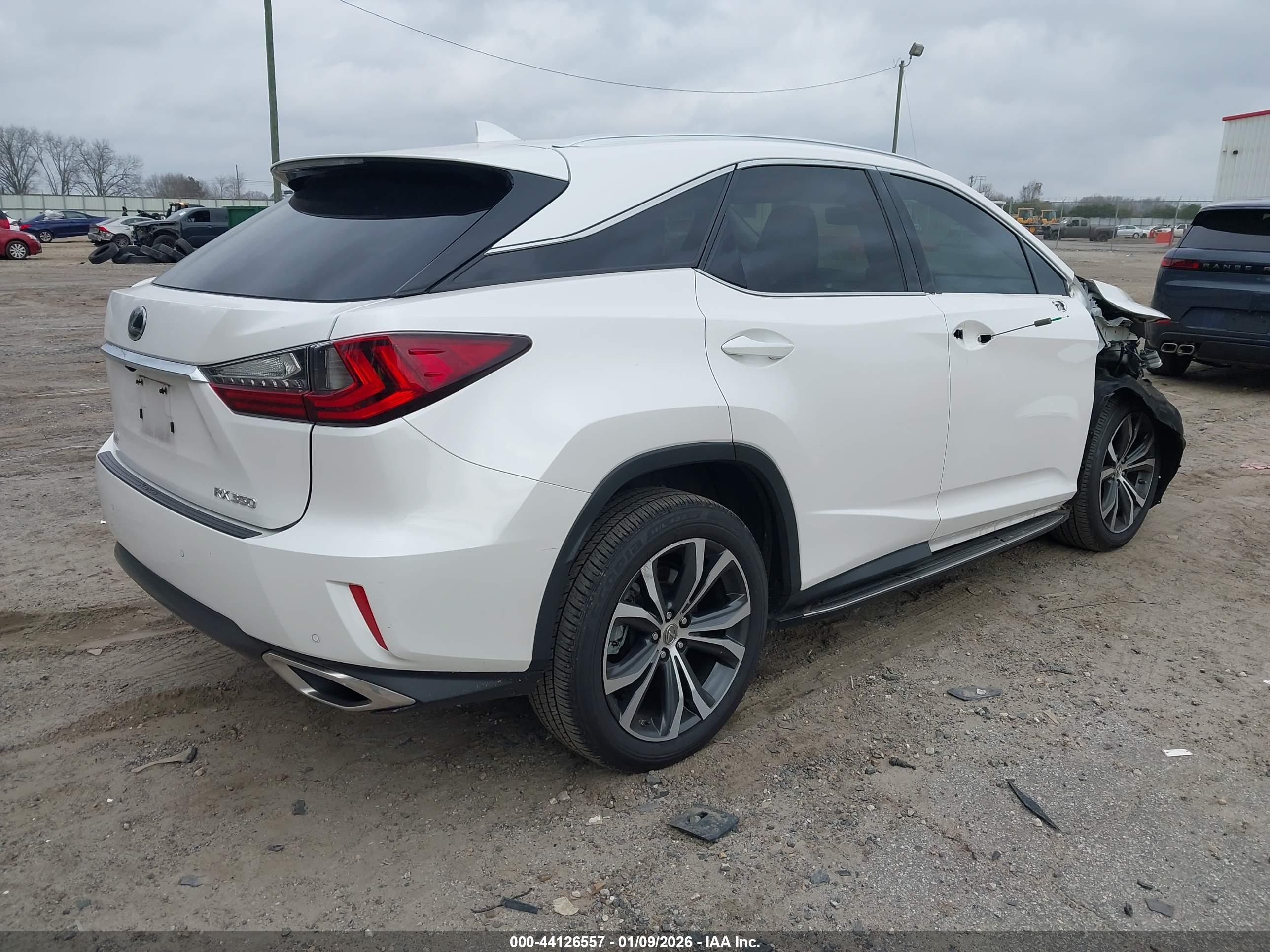 LEXUS RX image 4