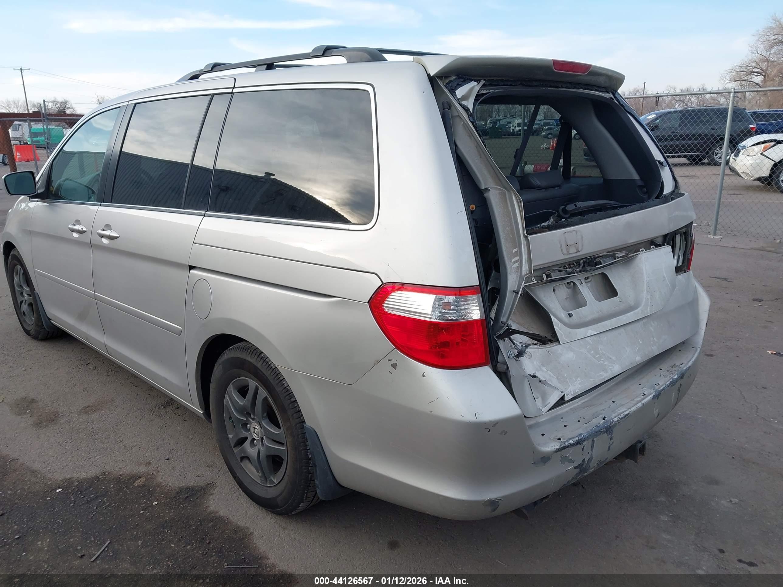 HONDA ODYSSEY image 3