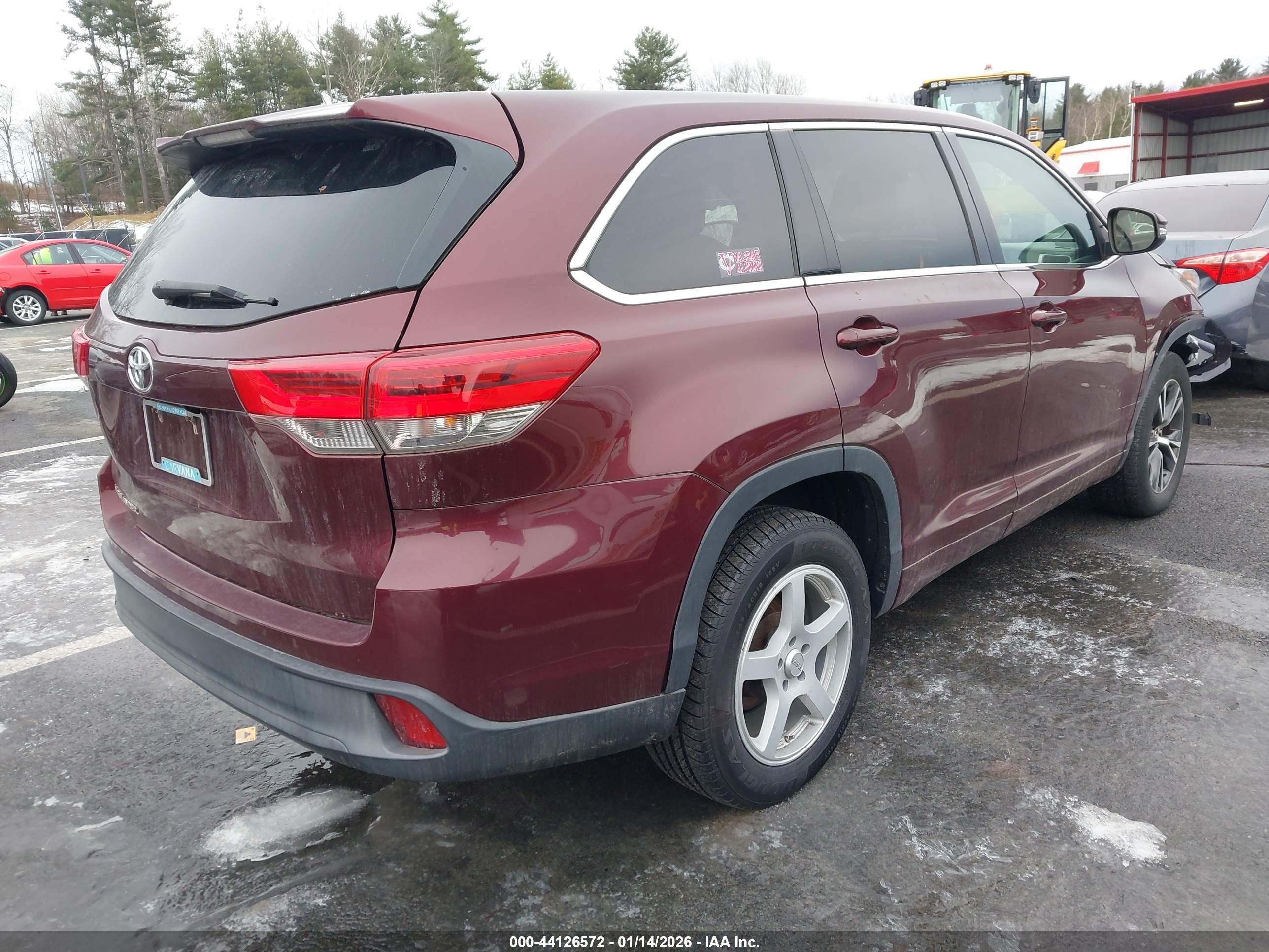 TOYOTA HIGHLANDER image 4