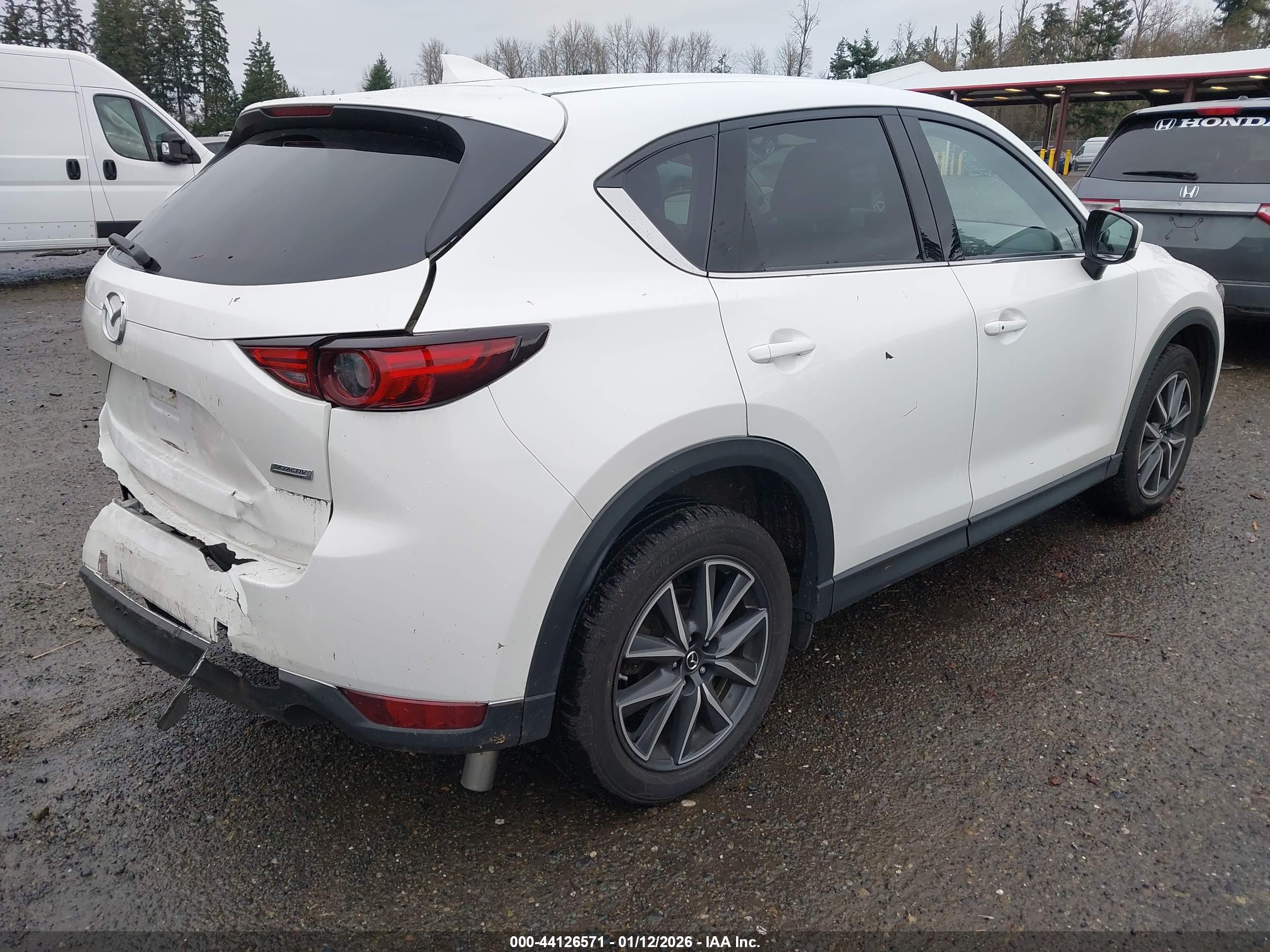 MAZDA CX-5 image 4