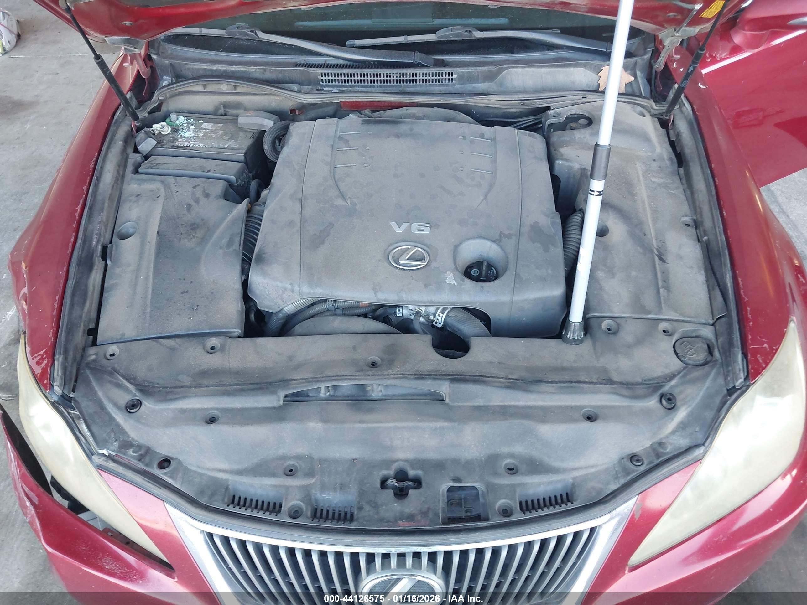 LEXUS IS image 10
