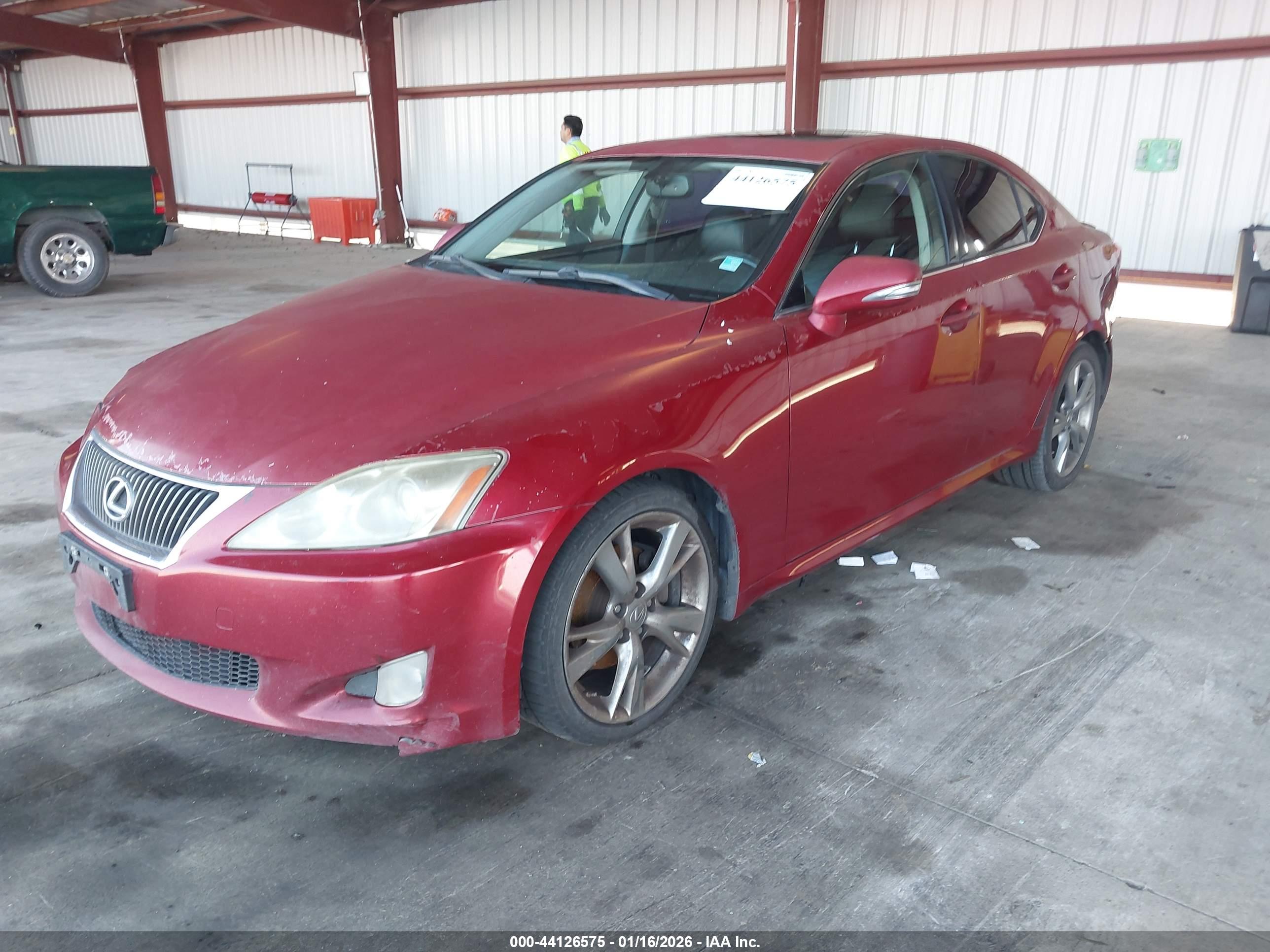 LEXUS IS image 2