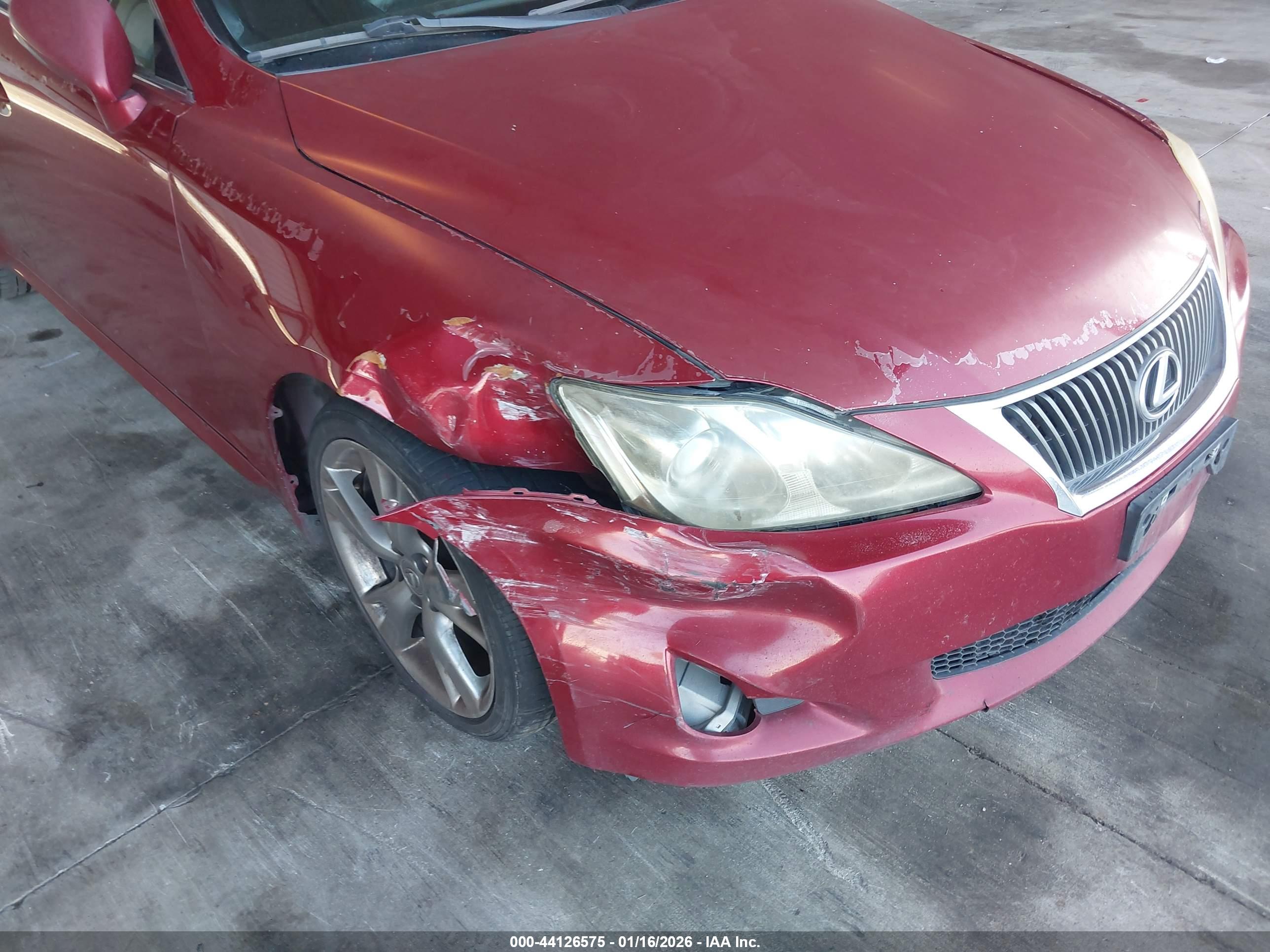 LEXUS IS image 6