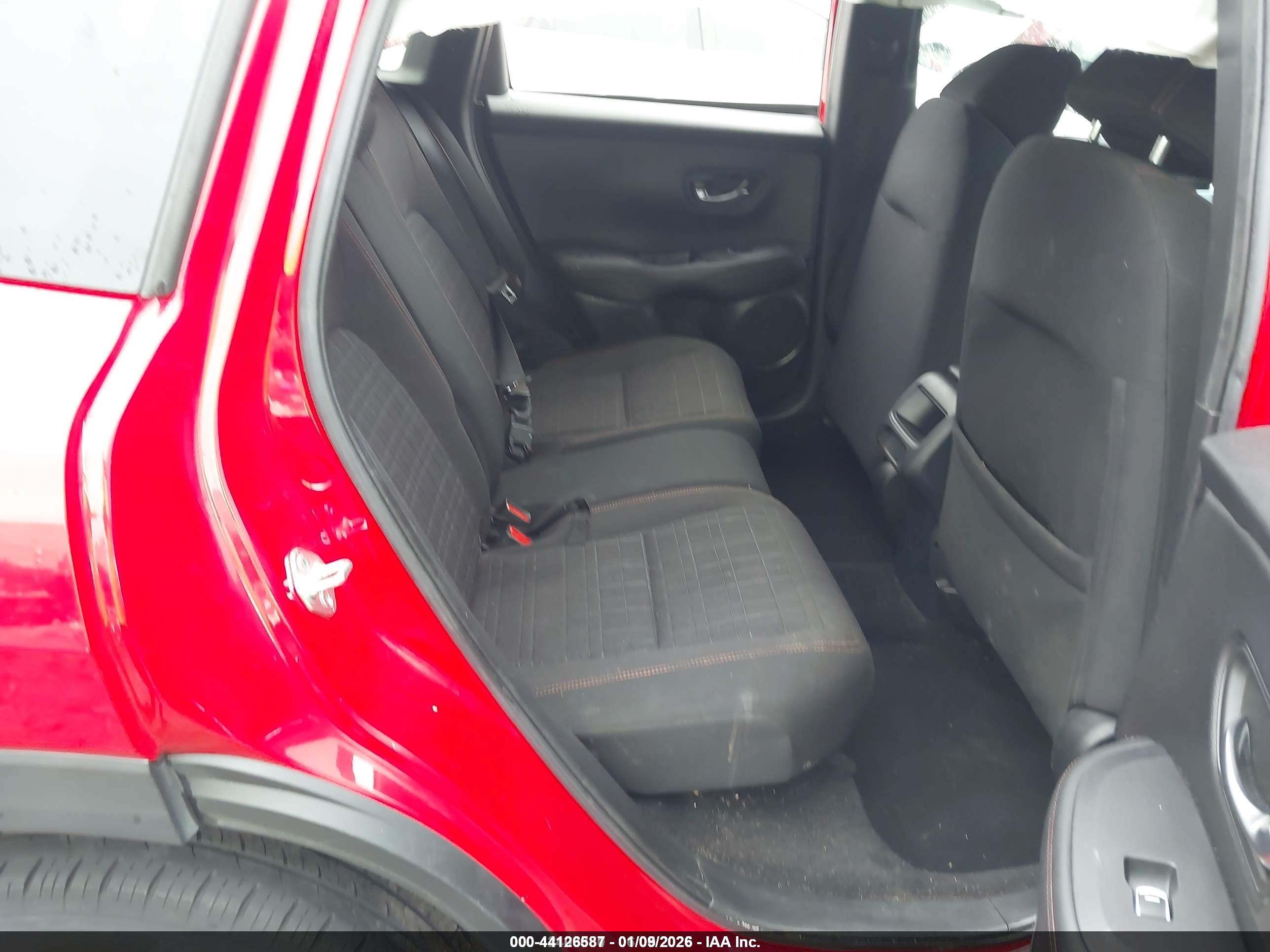 HONDA HR-V image 8