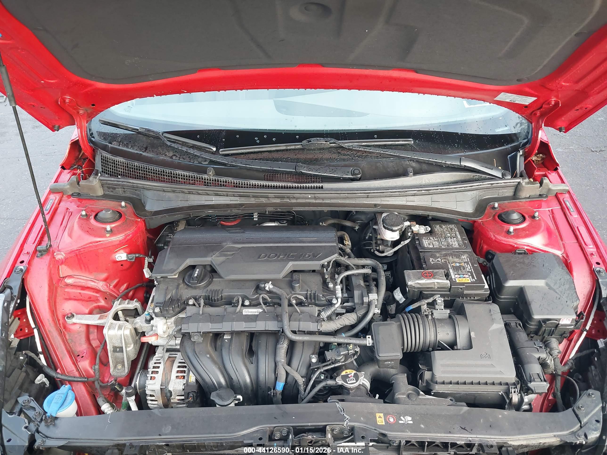 HYUNDAI ELANTRA image 10