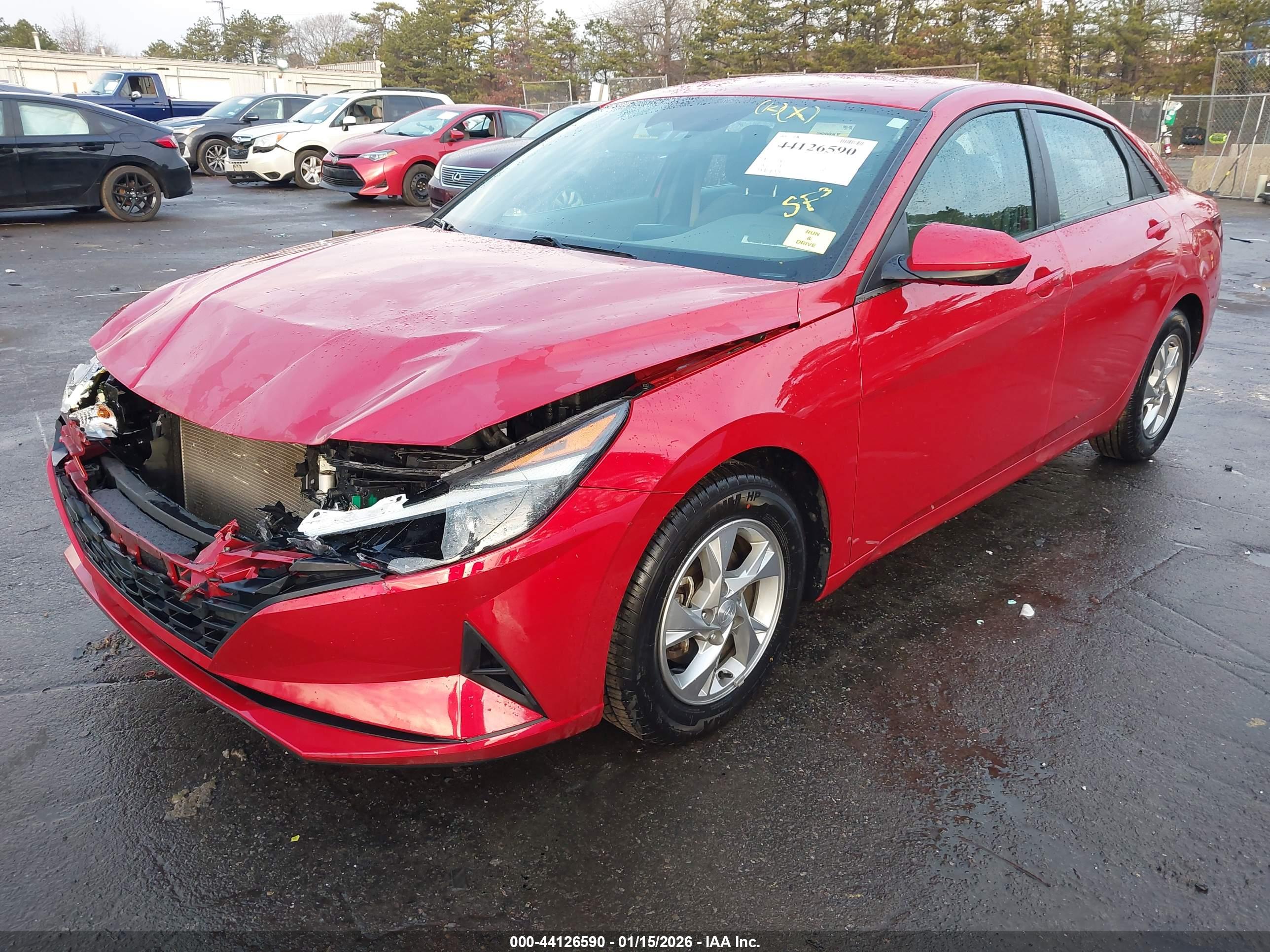 HYUNDAI ELANTRA image 2