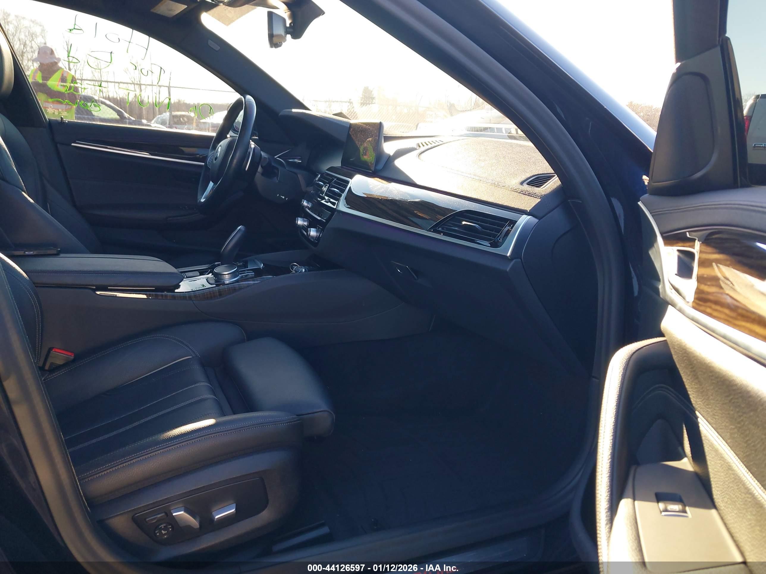 BMW 530I image 5