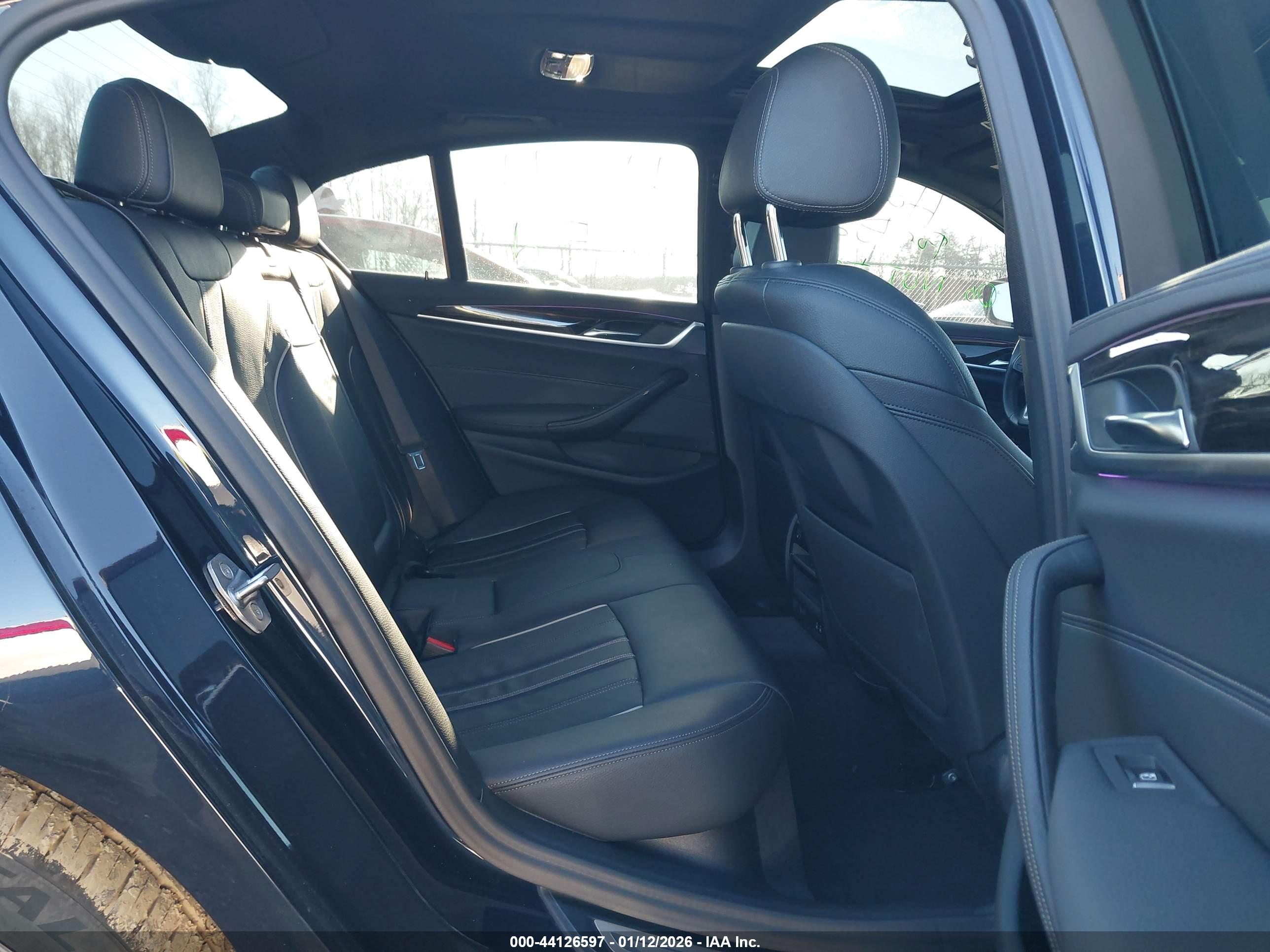 BMW 530I image 8