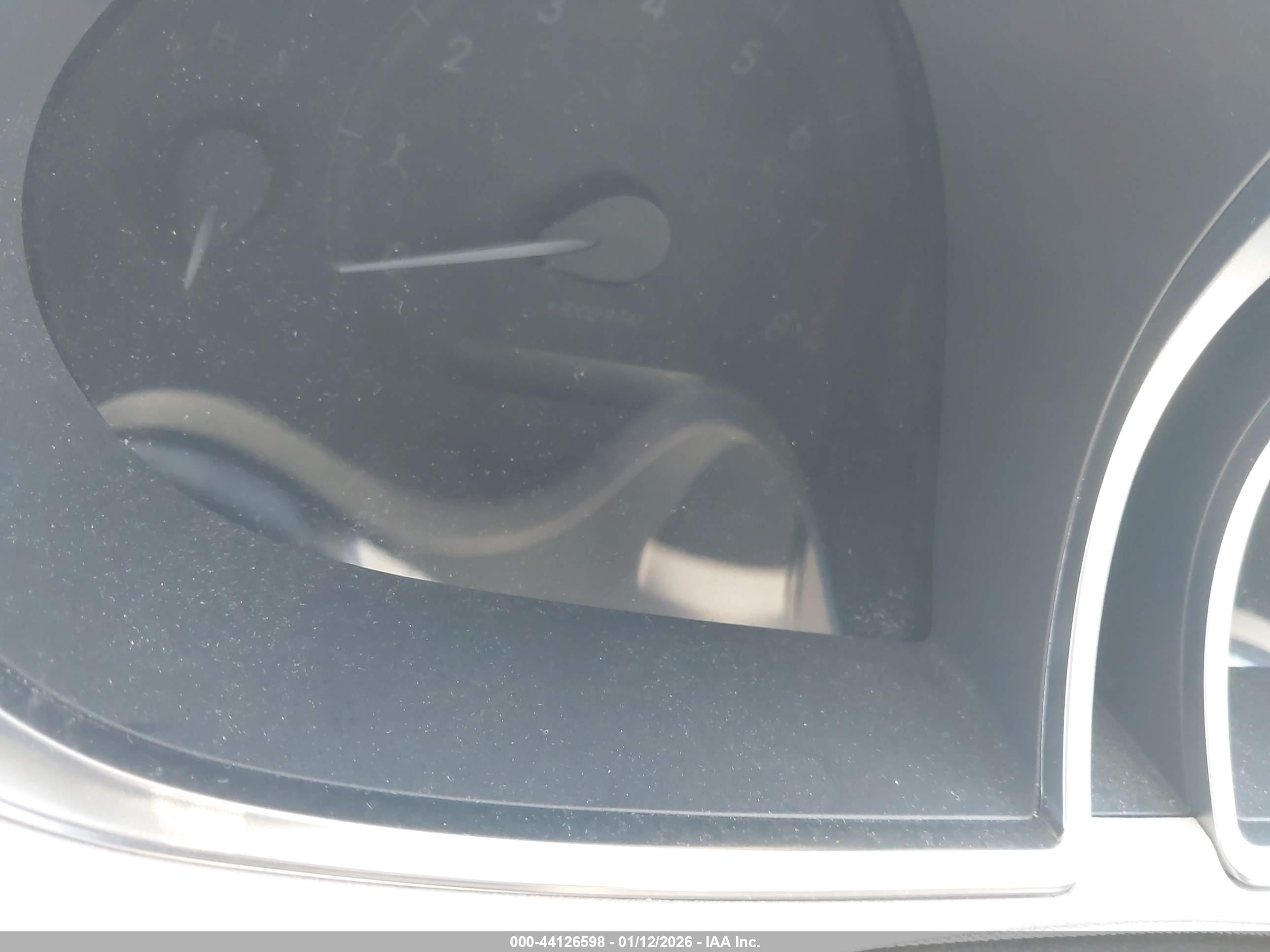 TOYOTA AVALON image 7