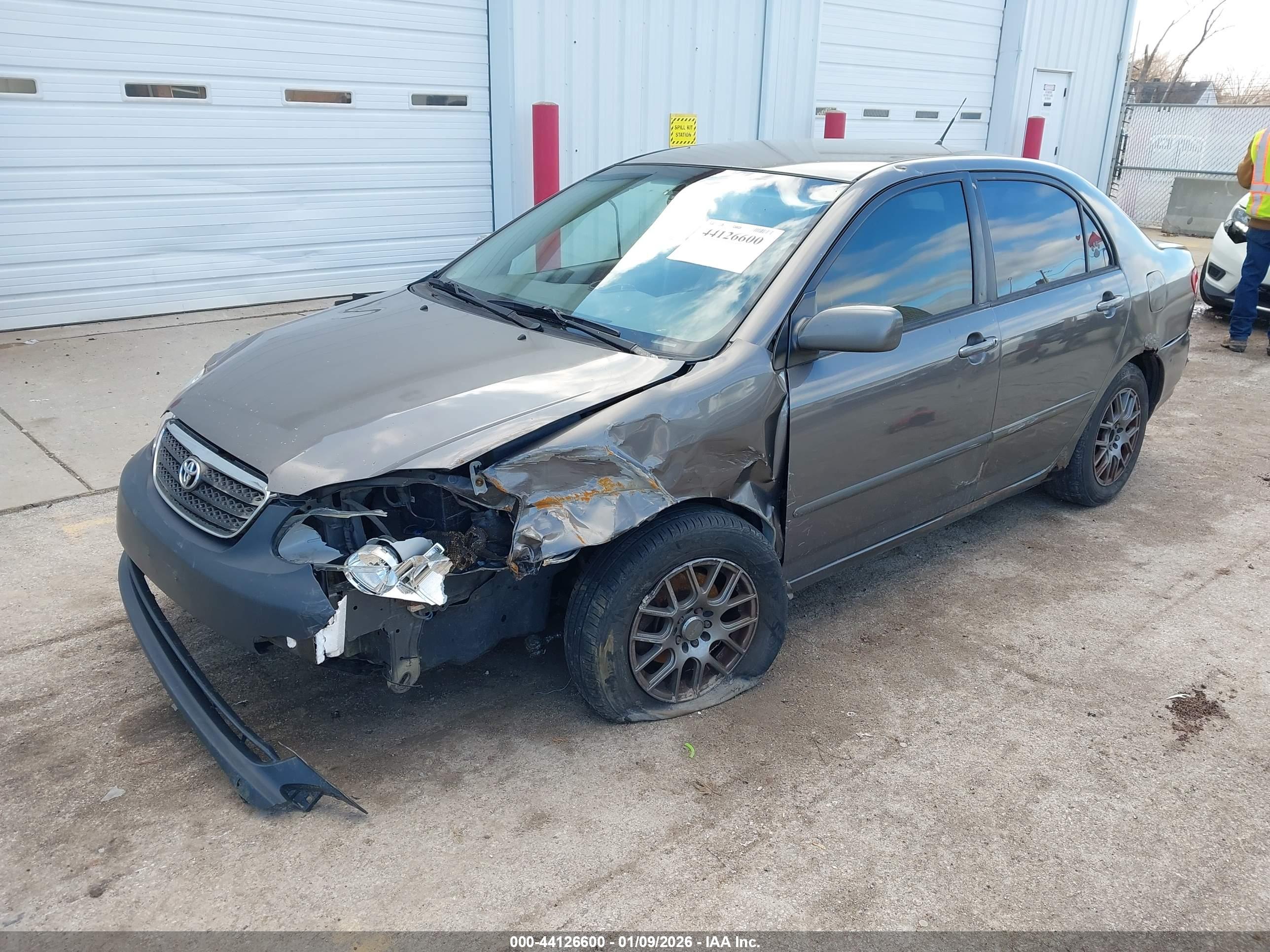 TOYOTA COROLLA image 2