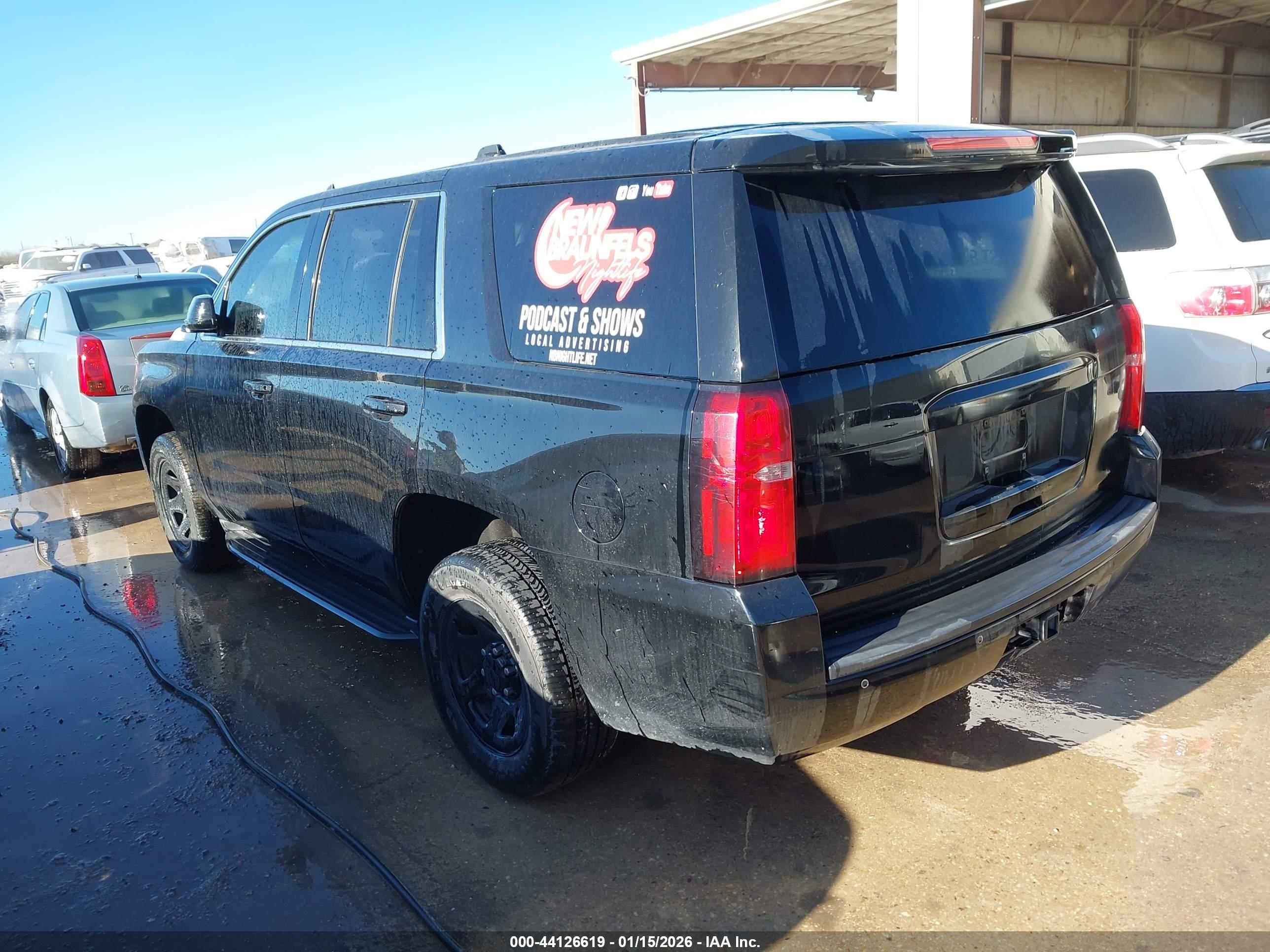 CHEVROLET TAHOE image 3