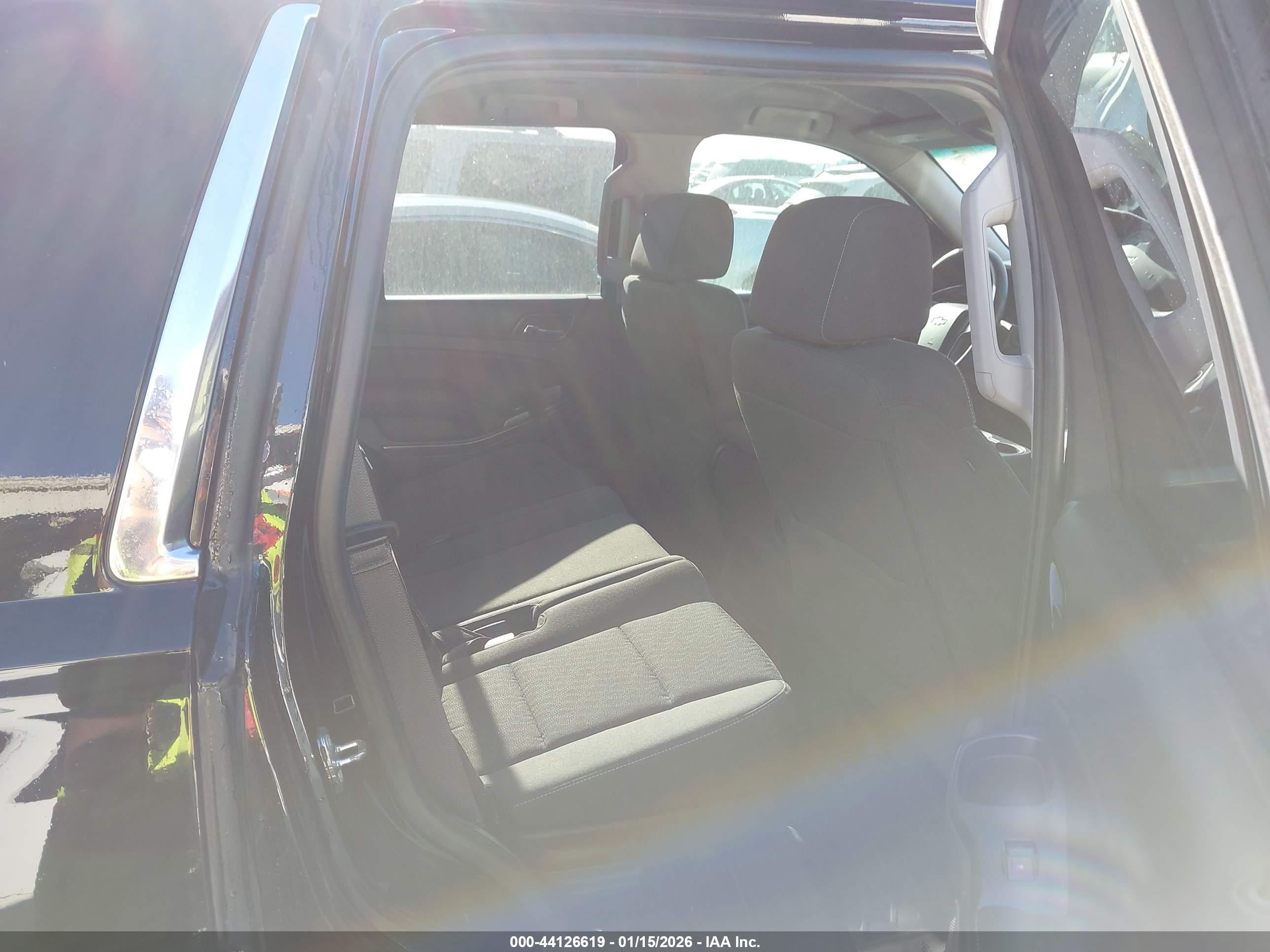 CHEVROLET TAHOE image 8