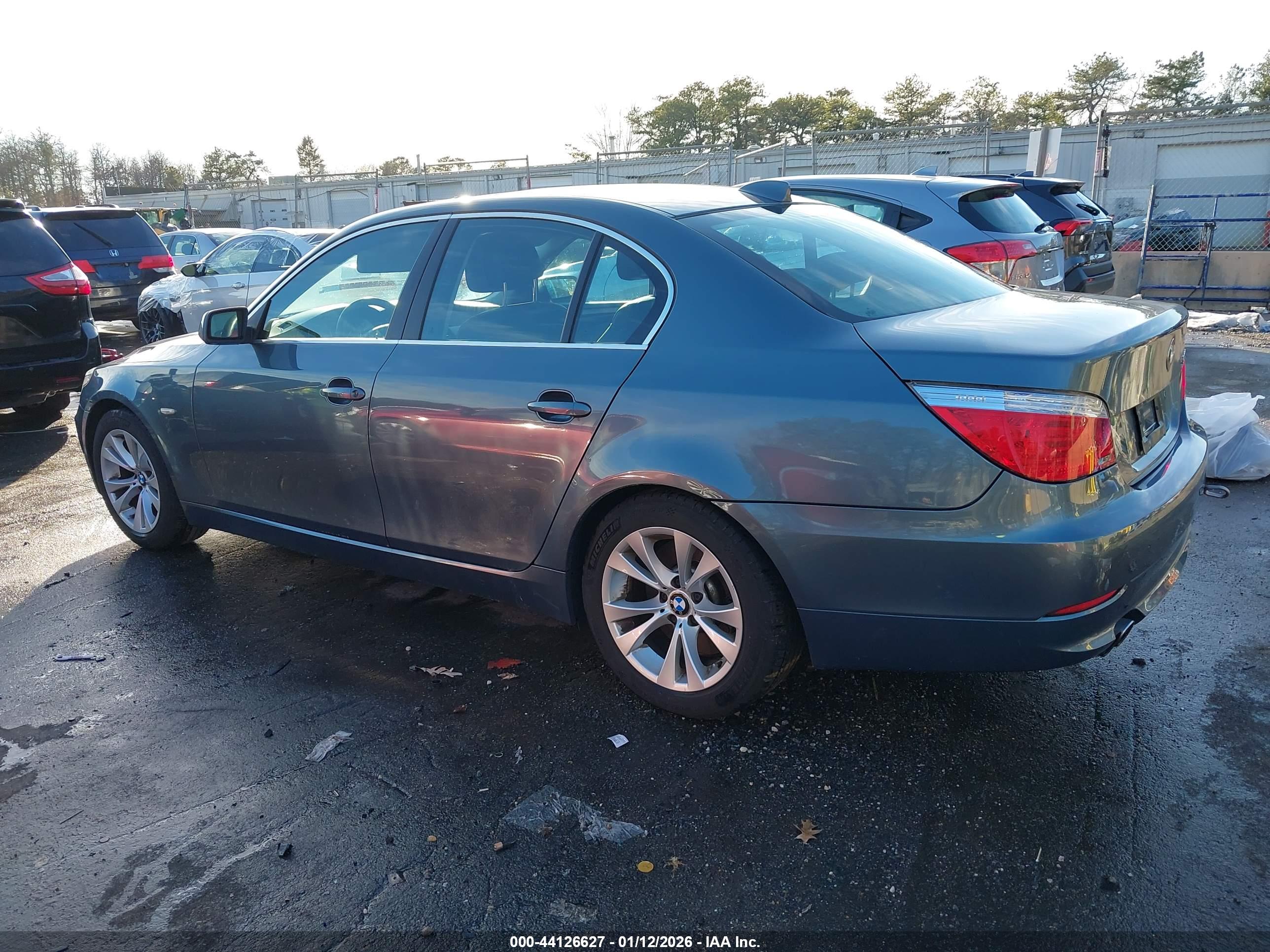 BMW 535I image 3