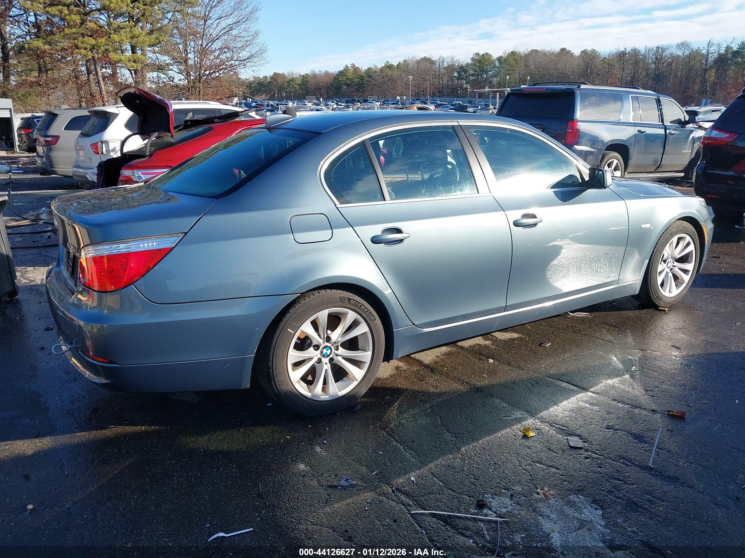 BMW 535I image 4