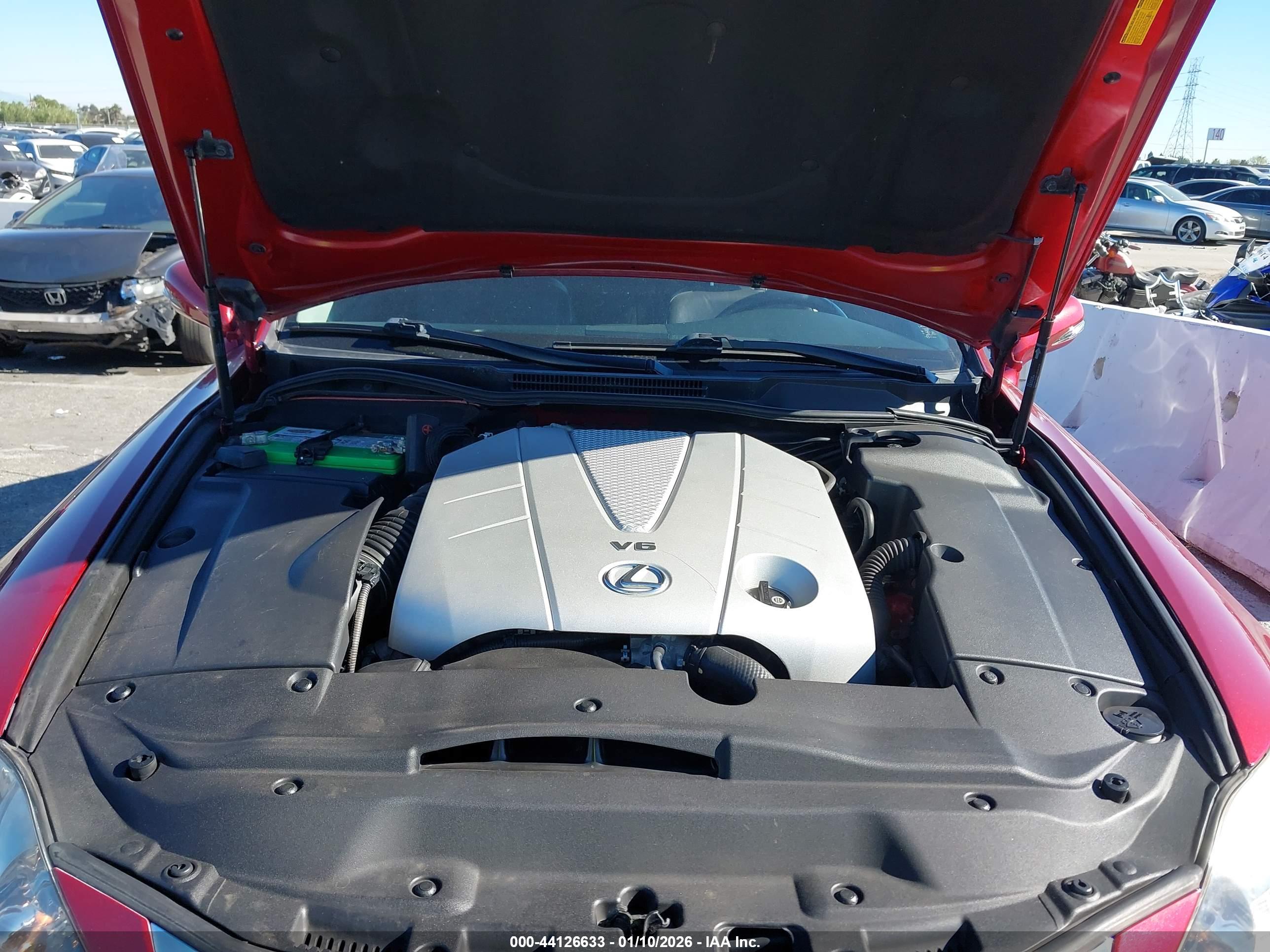 LEXUS IS image 10