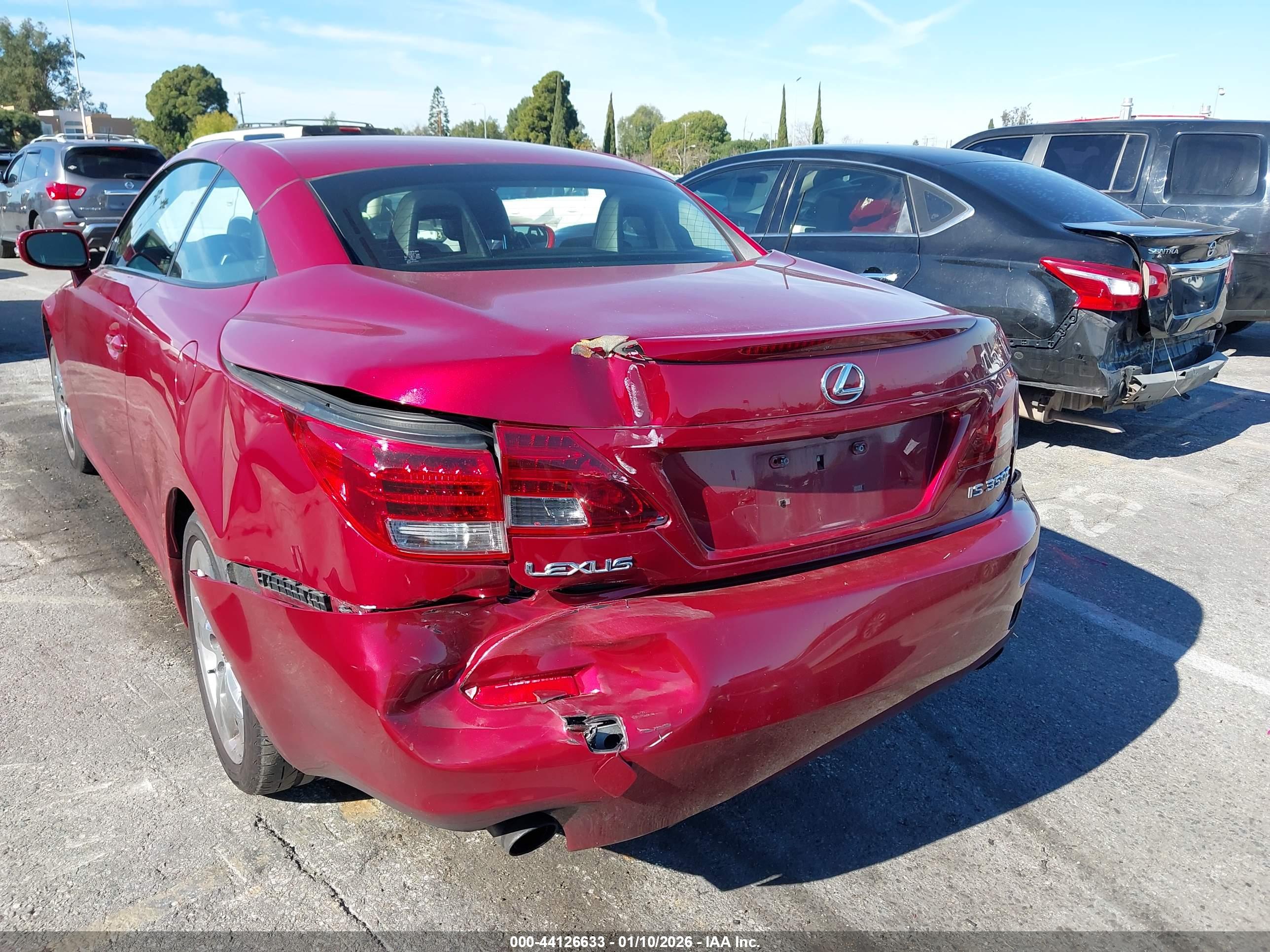 LEXUS IS image 6