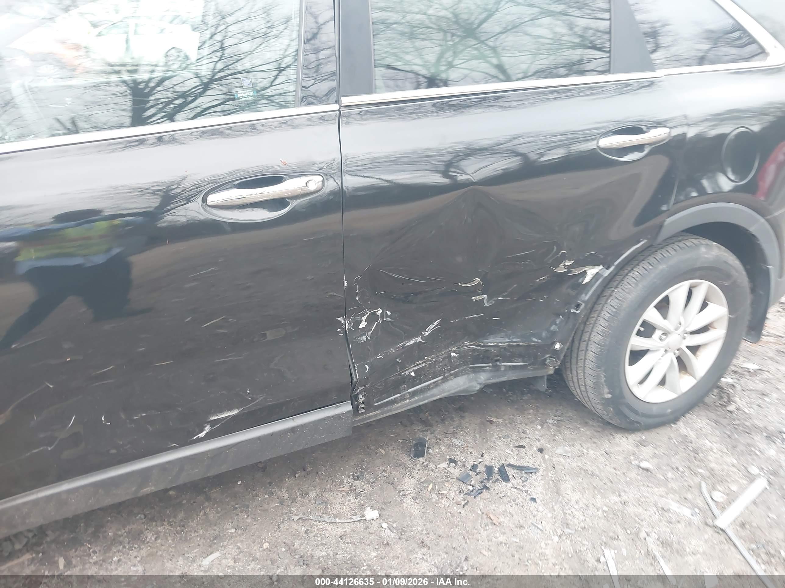 KIA SORENTO image 6