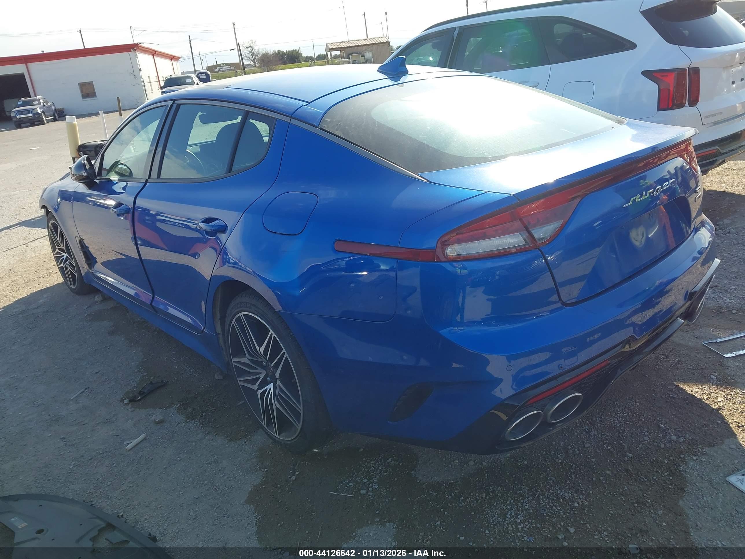 KIA STINGER image 3