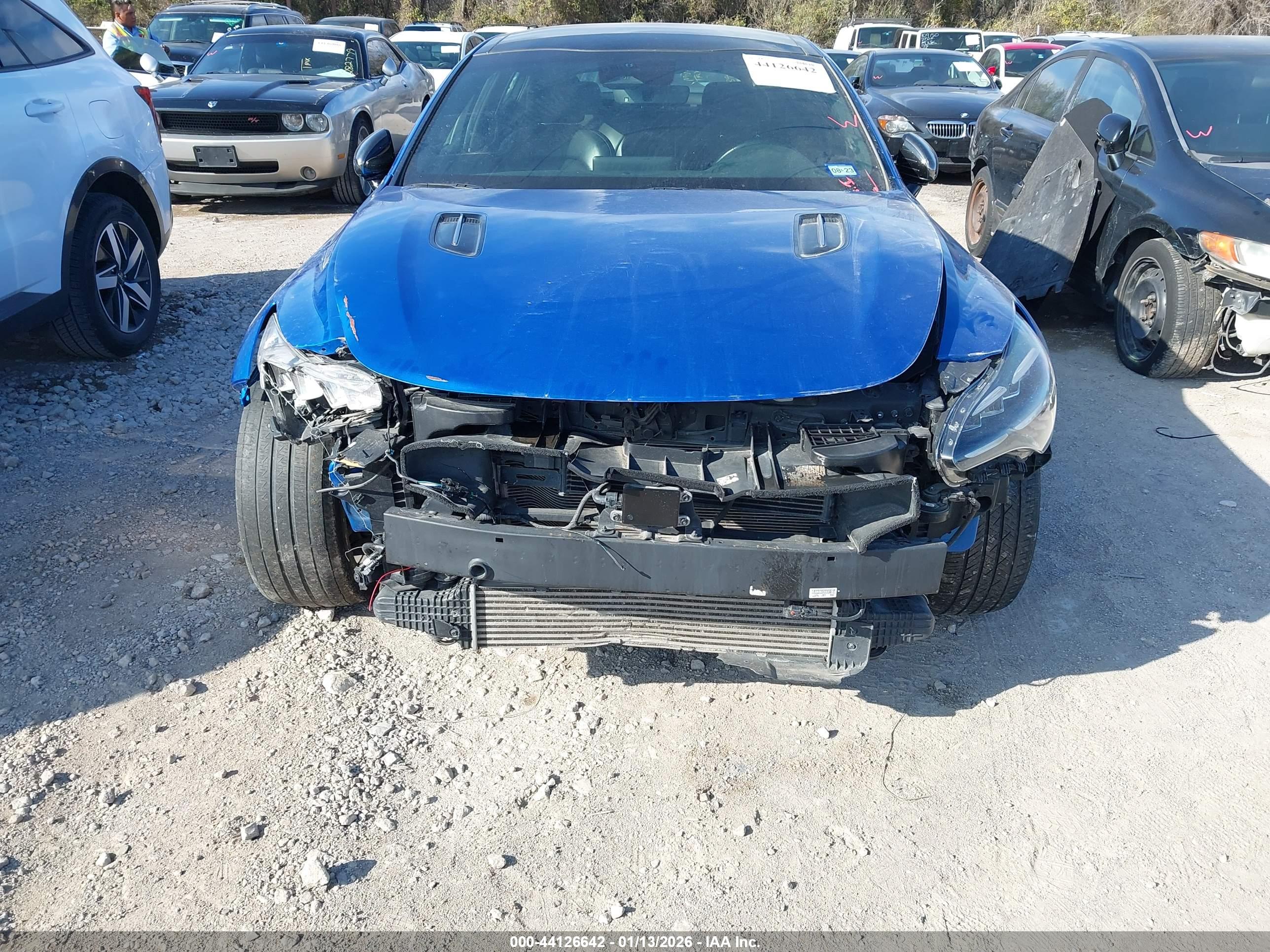 KIA STINGER image 6