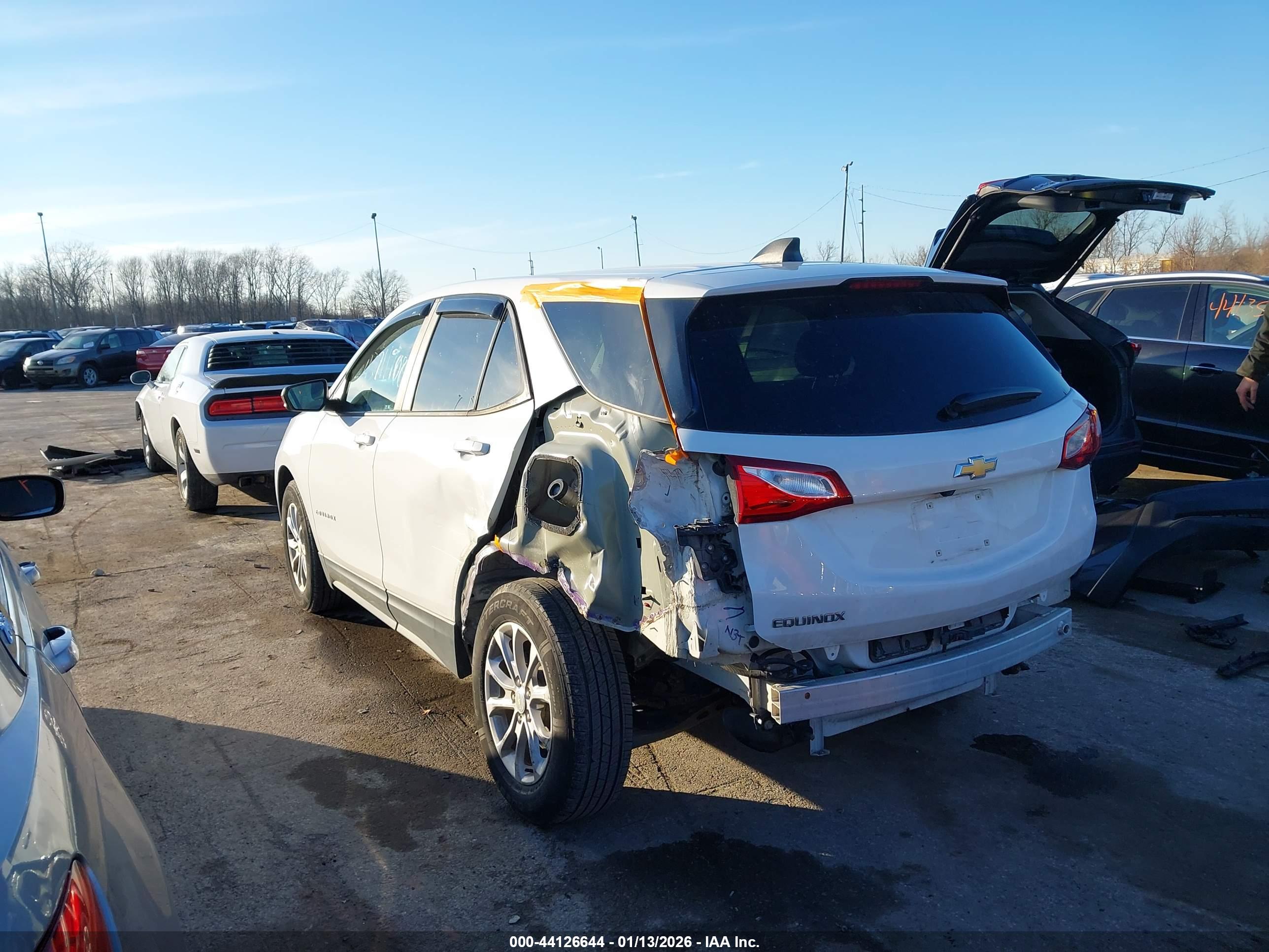 CHEVROLET EQUINOX image 3