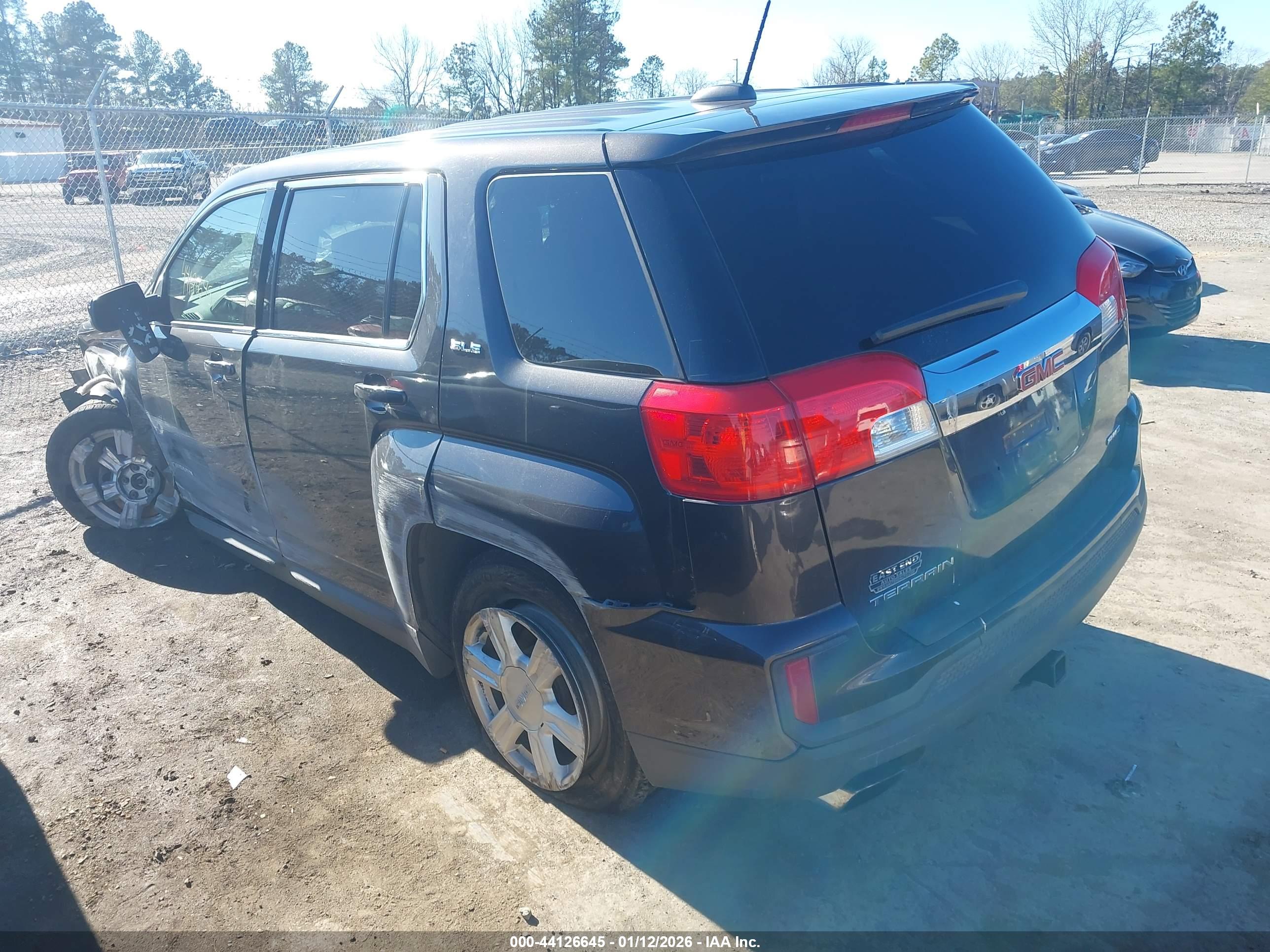 GMC TERRAIN image 3