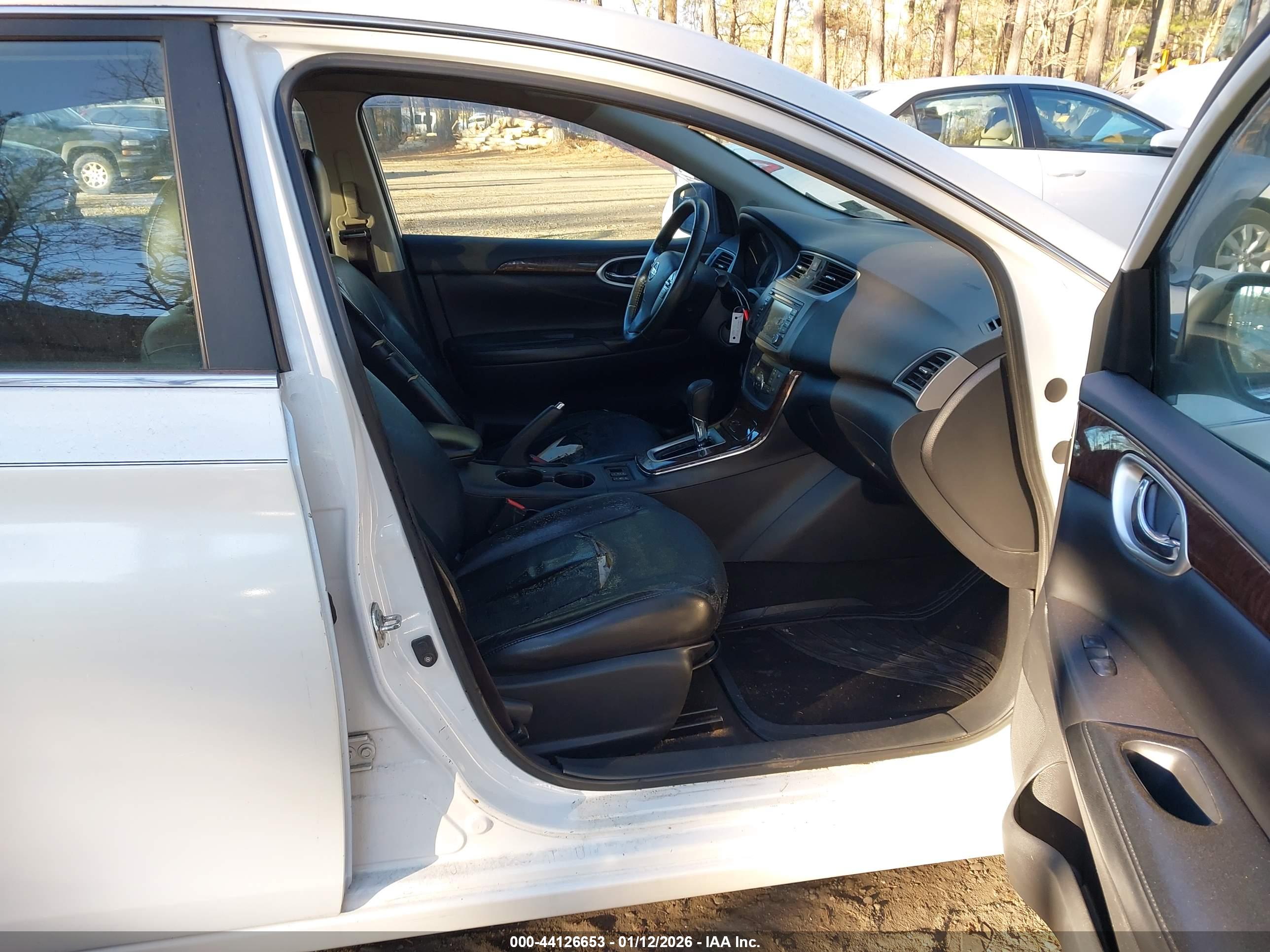 NISSAN SENTRA image 5