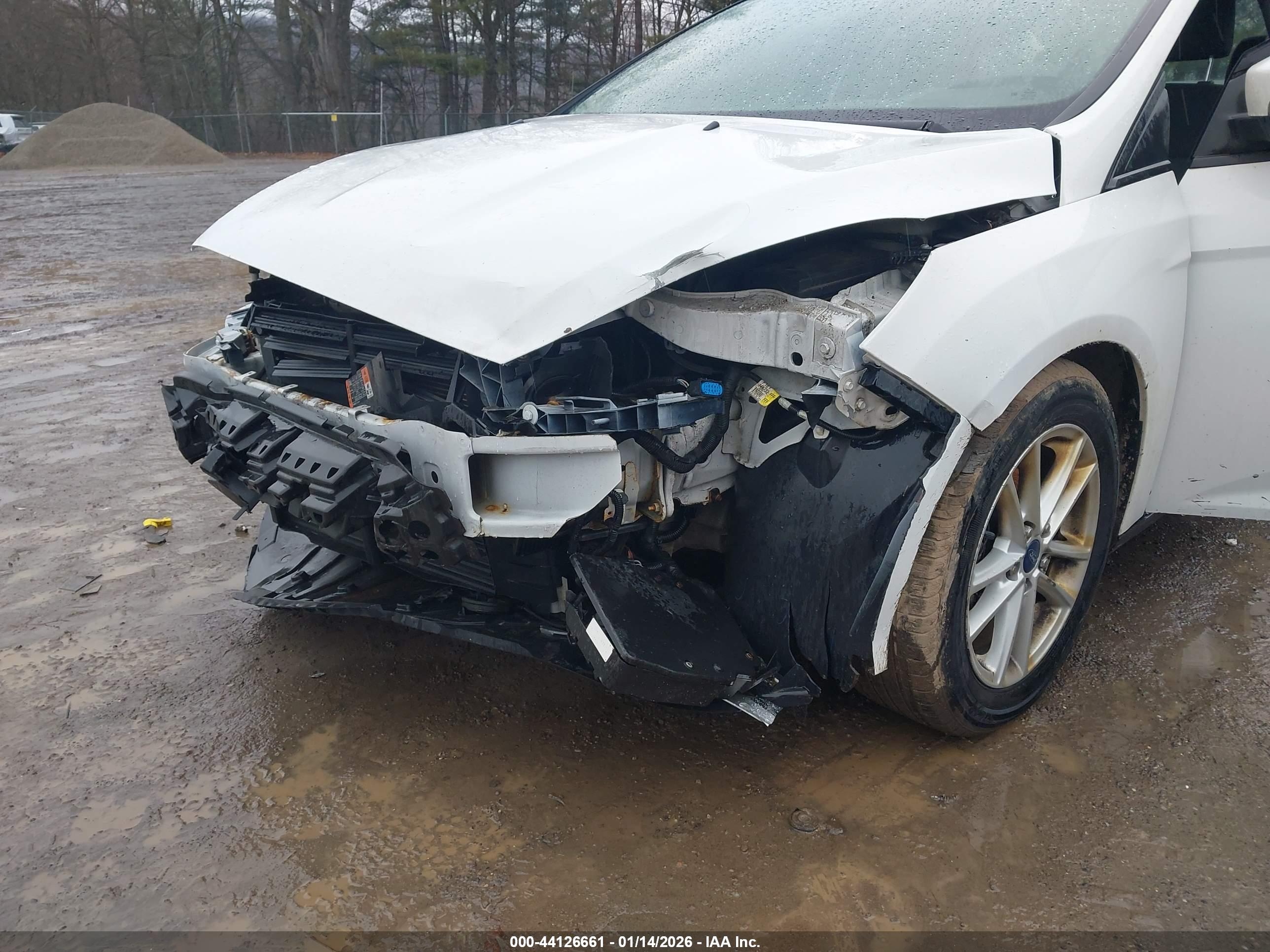 FORD FOCUS image 6