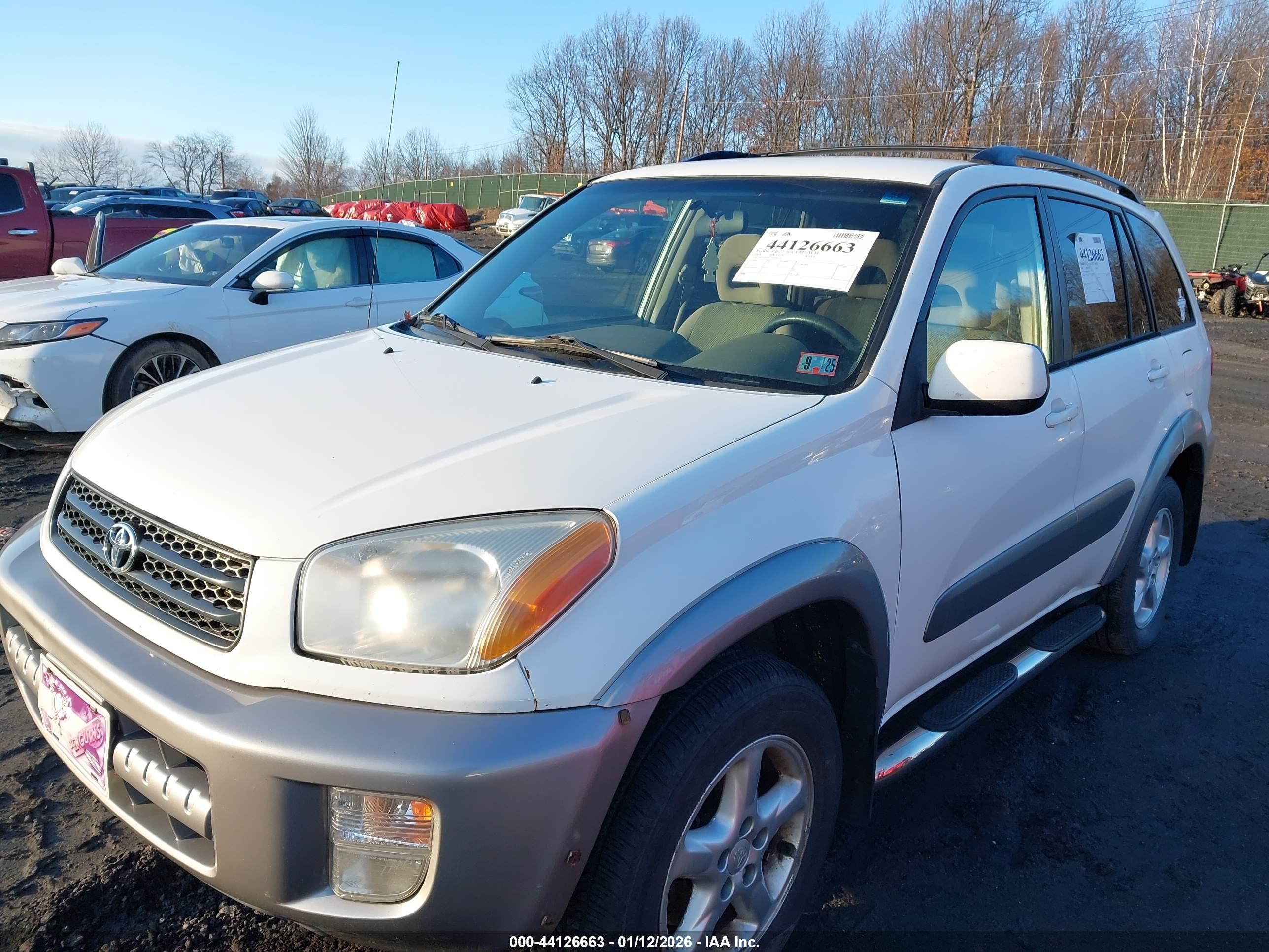 TOYOTA RAV4 image 6