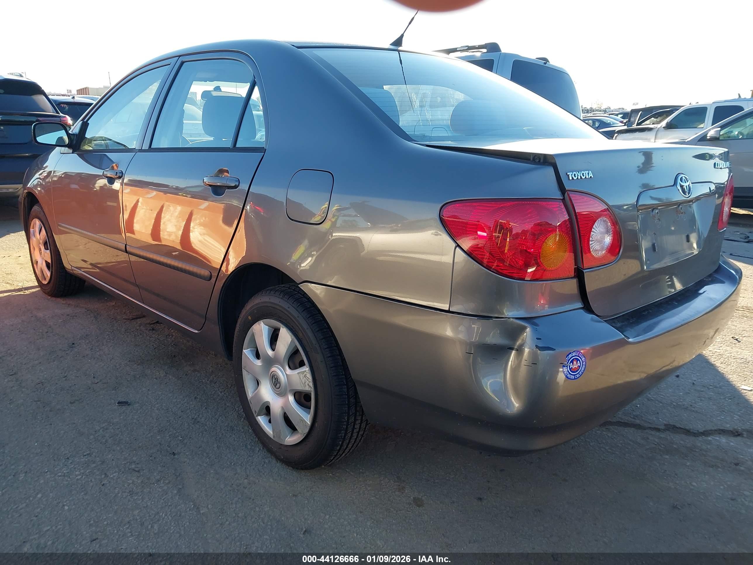 TOYOTA COROLLA image 3