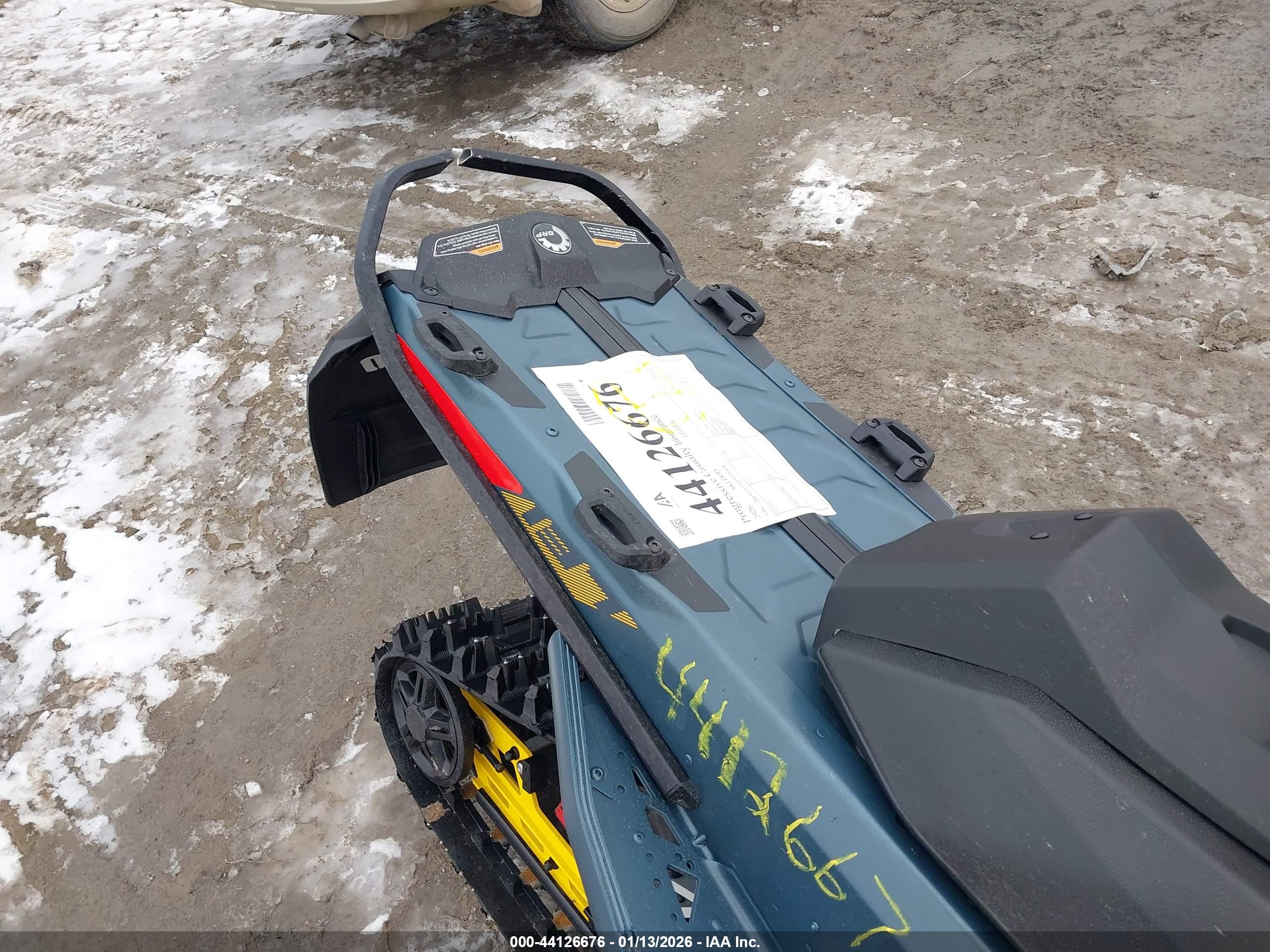 SKI-DOO MXZ image 8