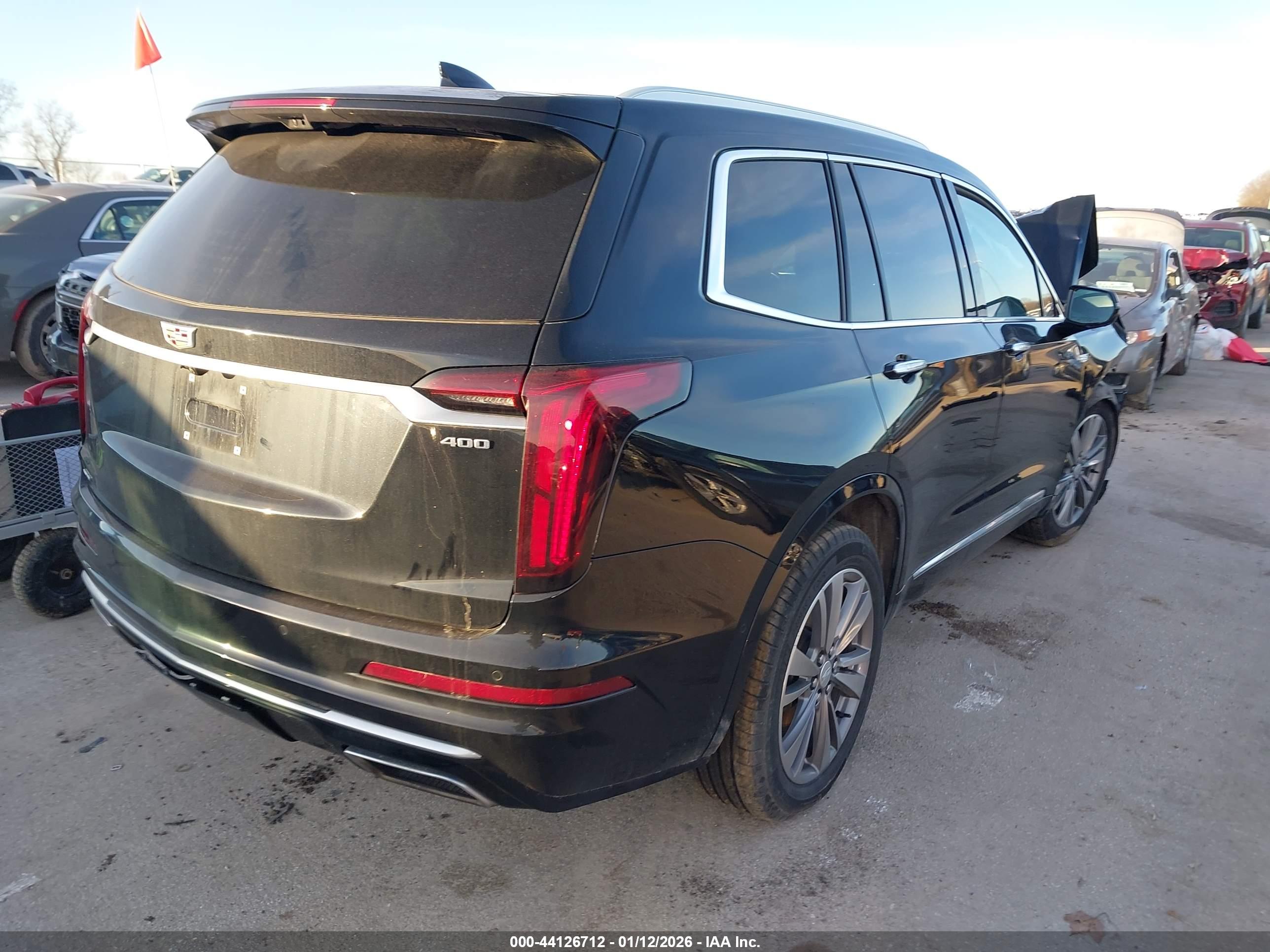 CADILLAC XT6 image 4