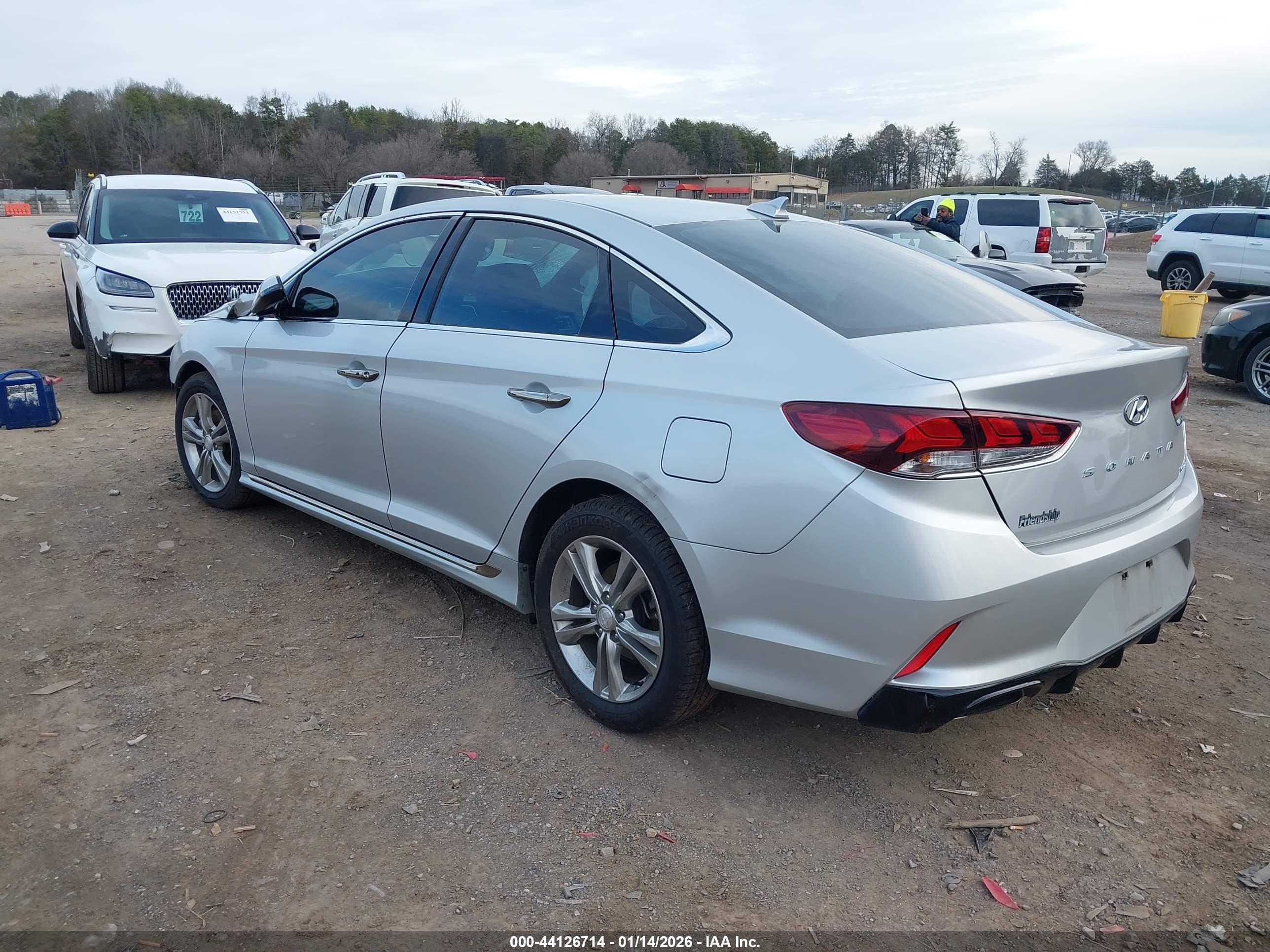 HYUNDAI SONATA image 3