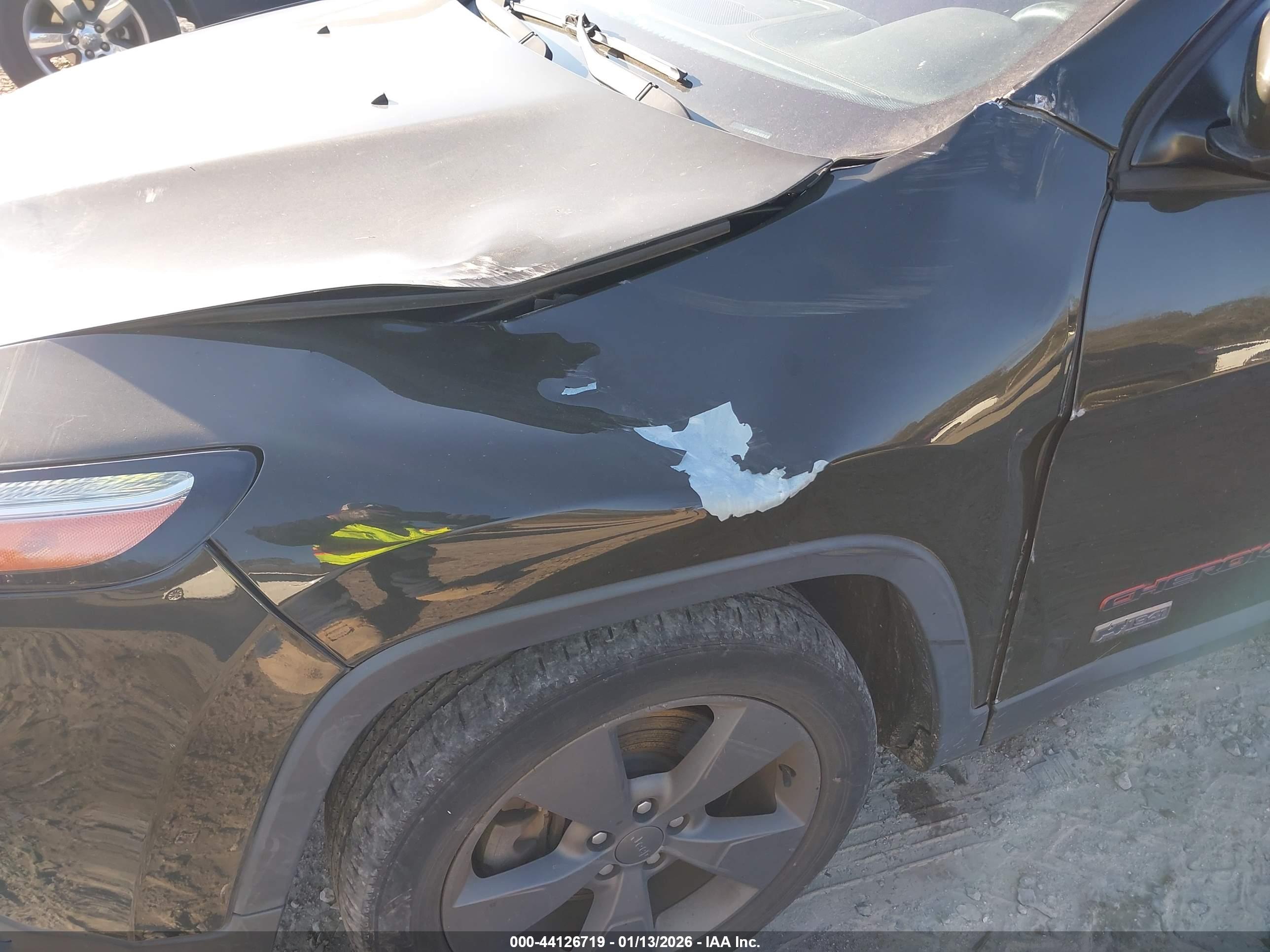 JEEP CHEROKEE image 6