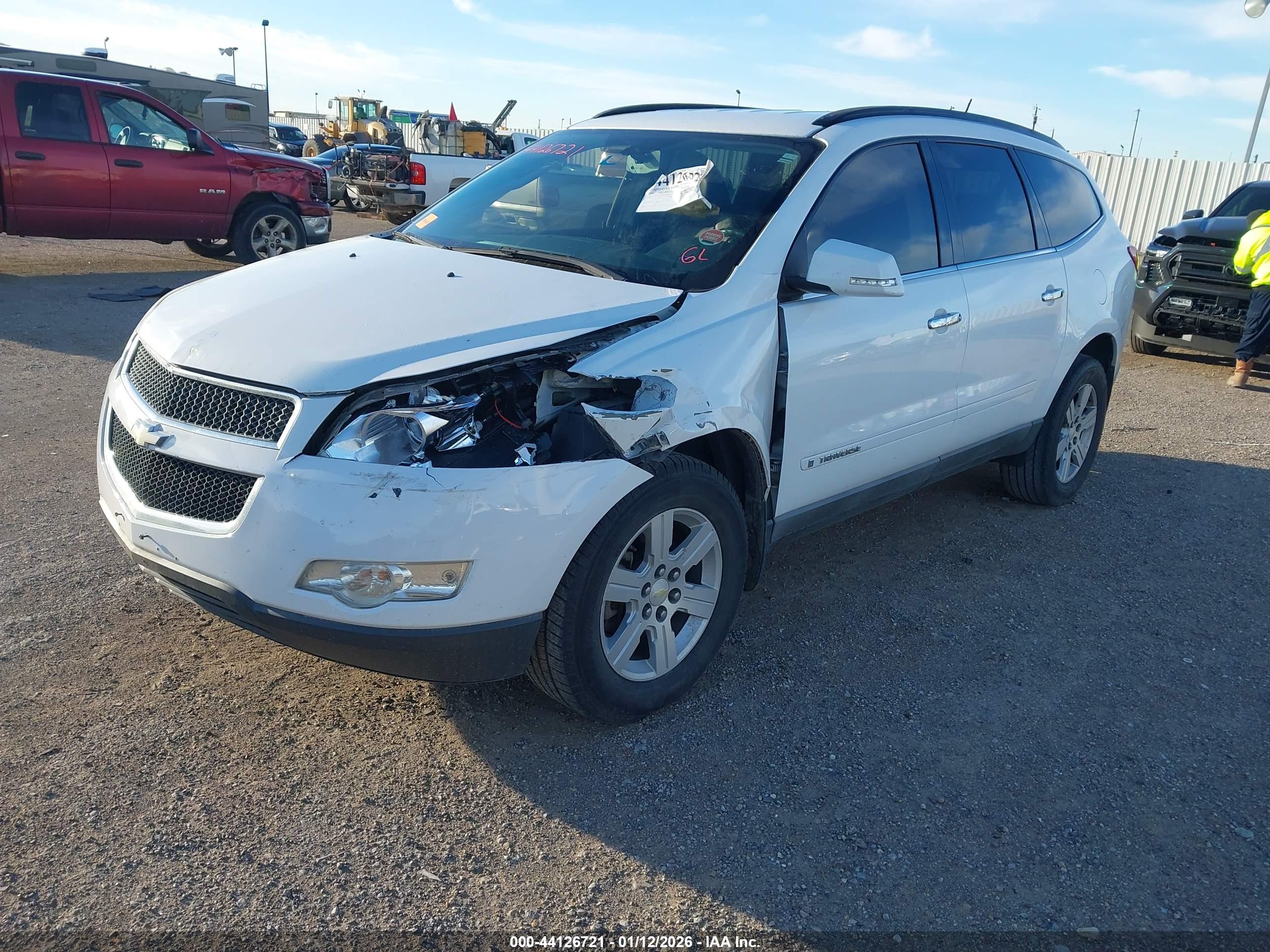CHEVROLET TRAVERSE image 6