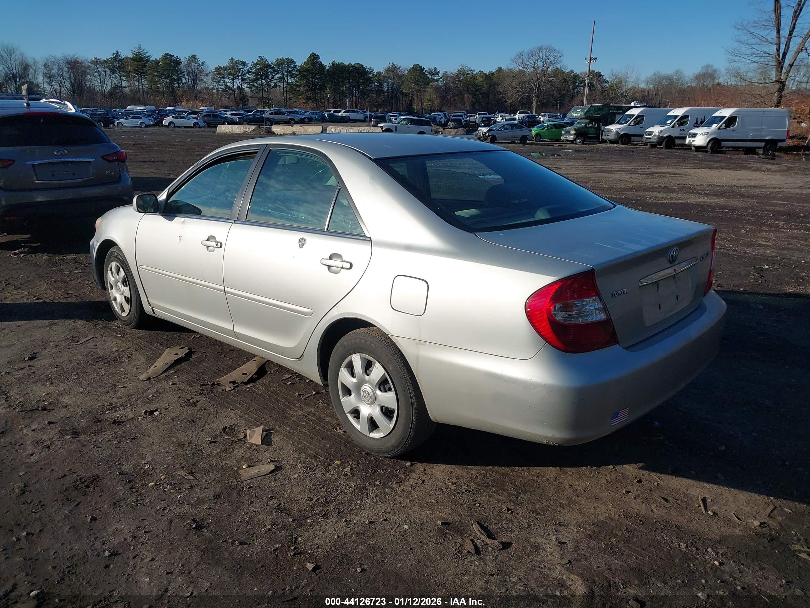 TOYOTA CAMRY image 3