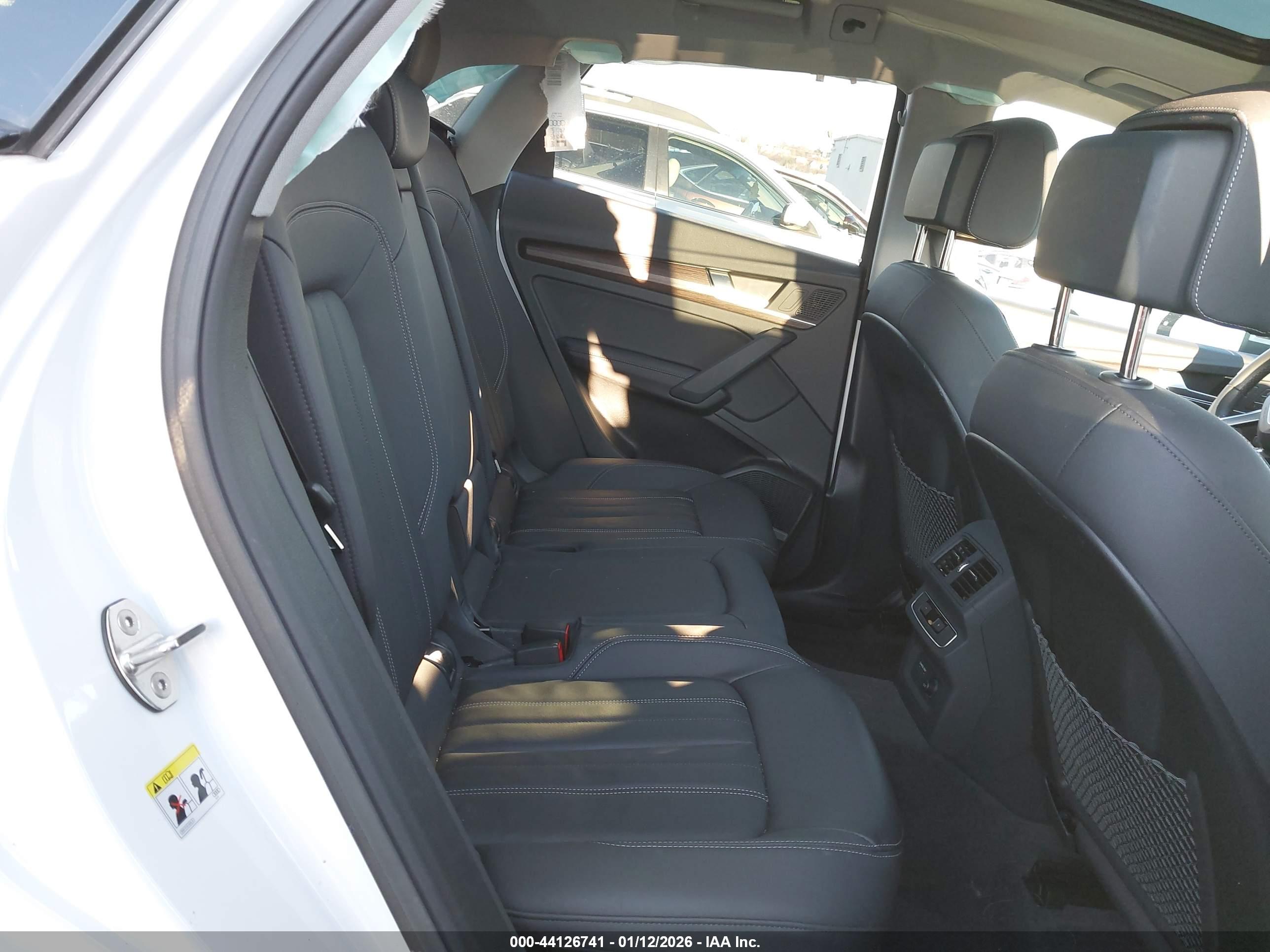AUDI Q5 image 8