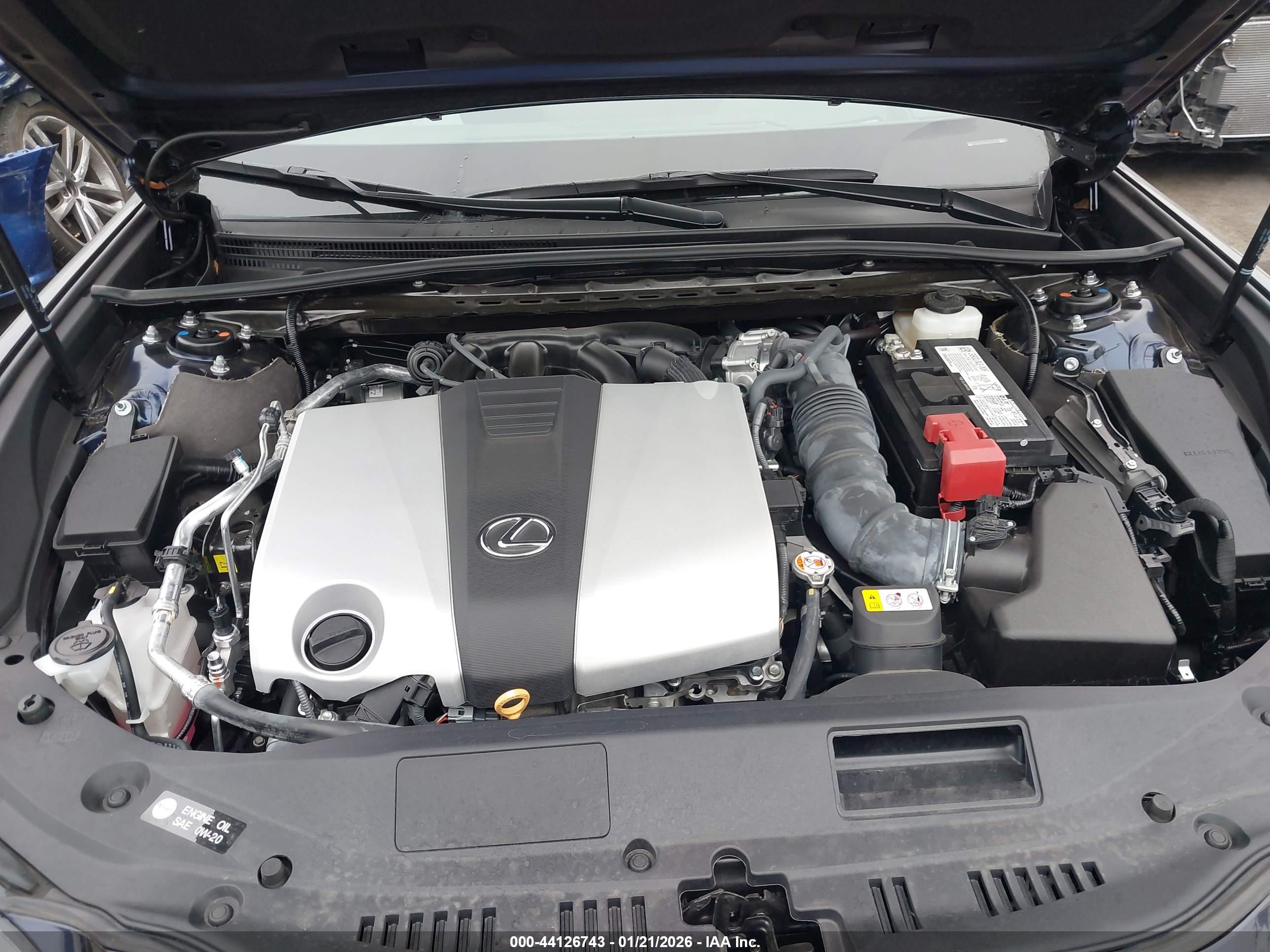 LEXUS ES image 10