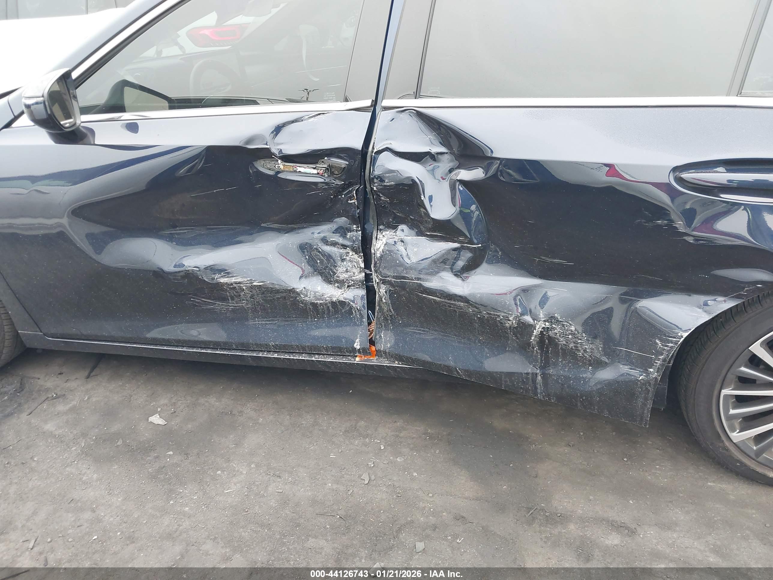 LEXUS ES image 6