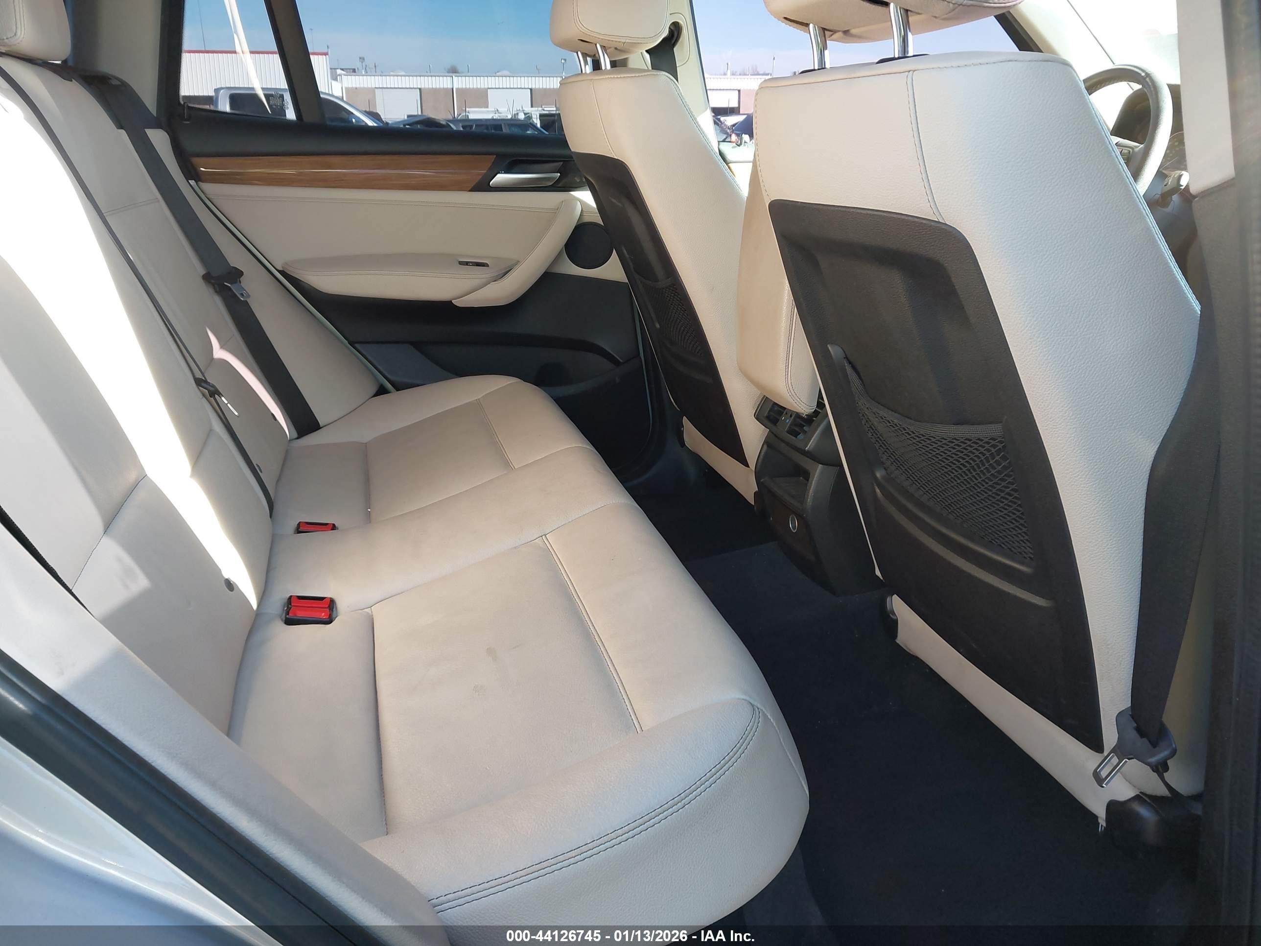 BMW X3 image 8