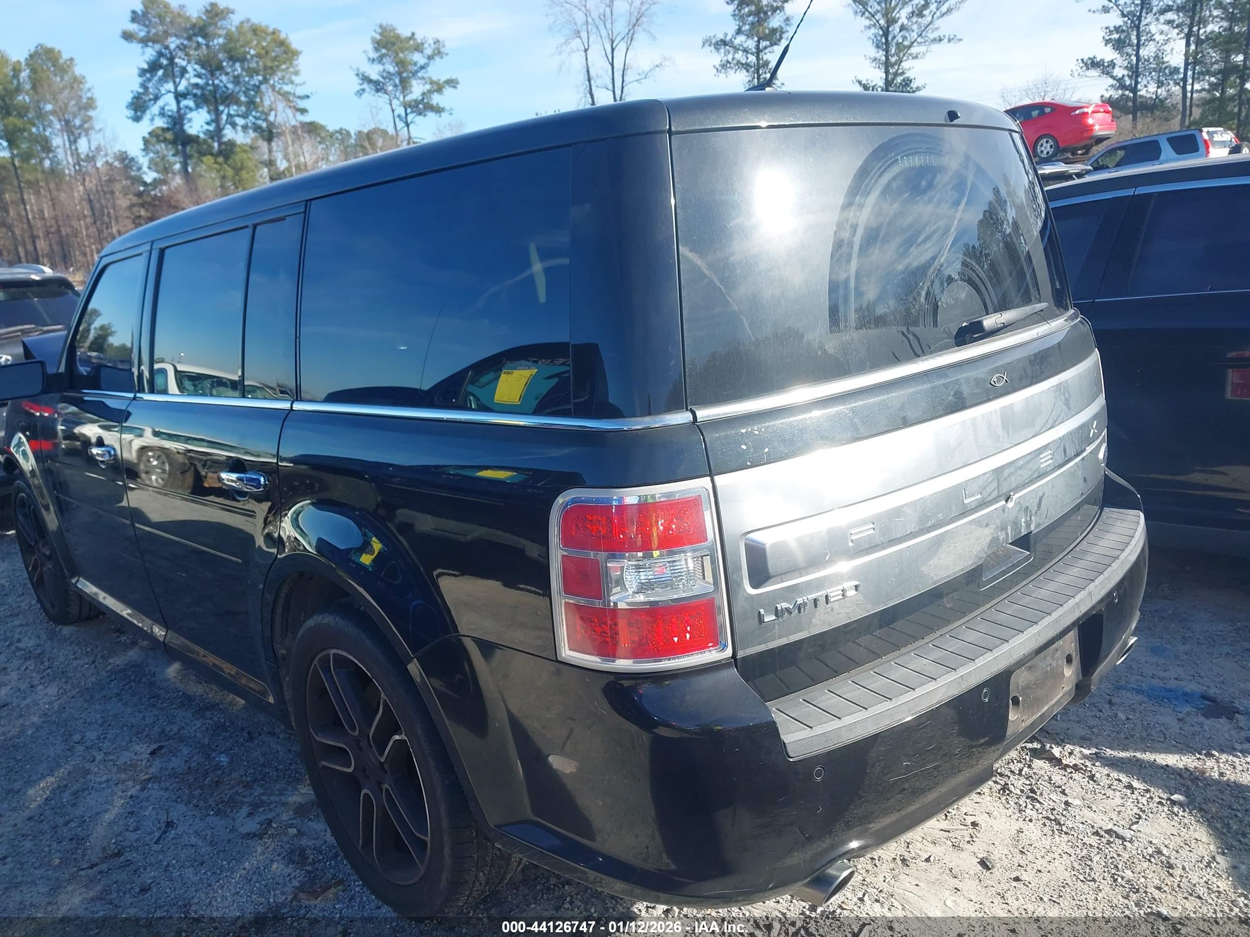 FORD FLEX image 3
