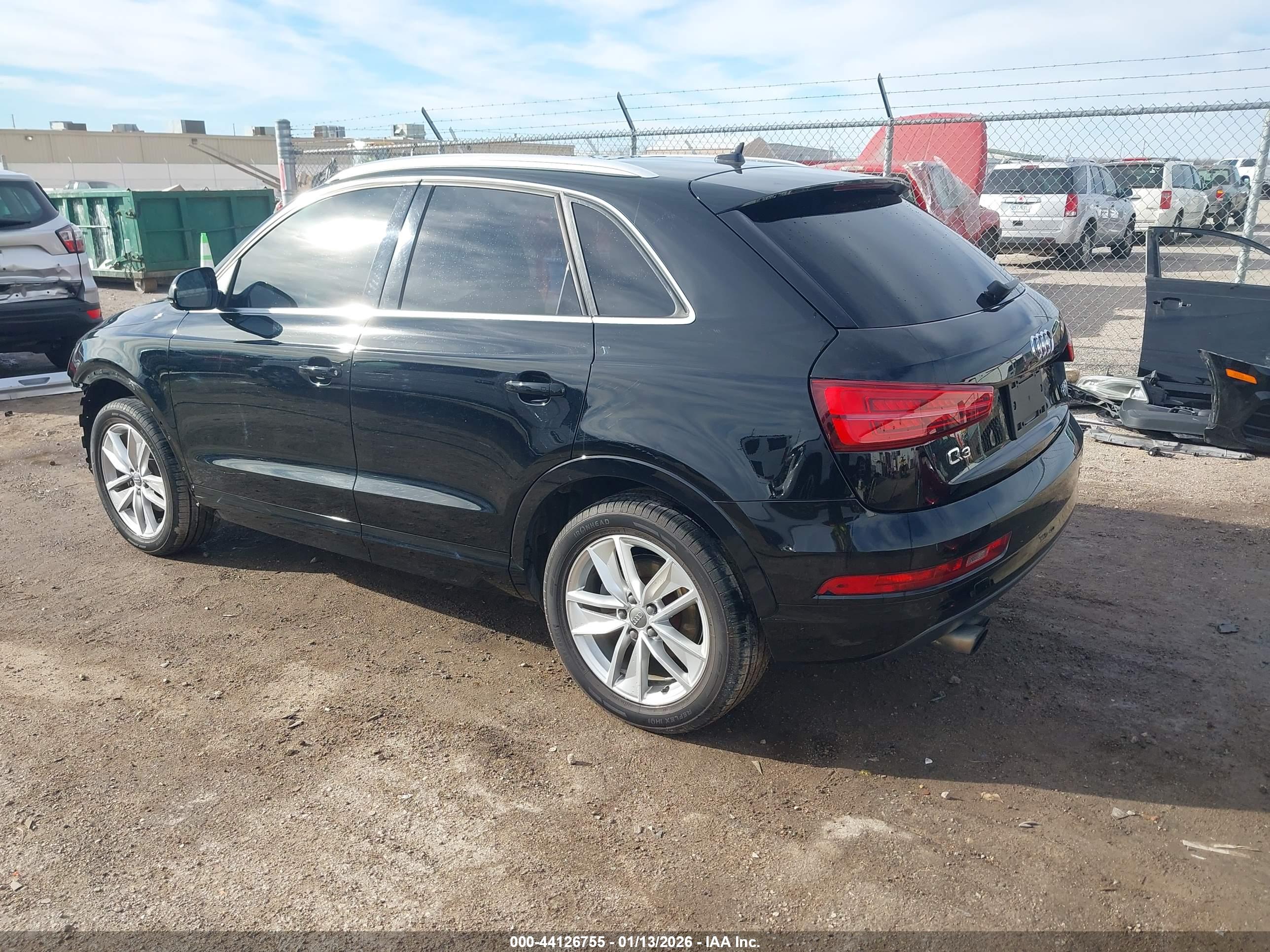 AUDI Q3 image 3