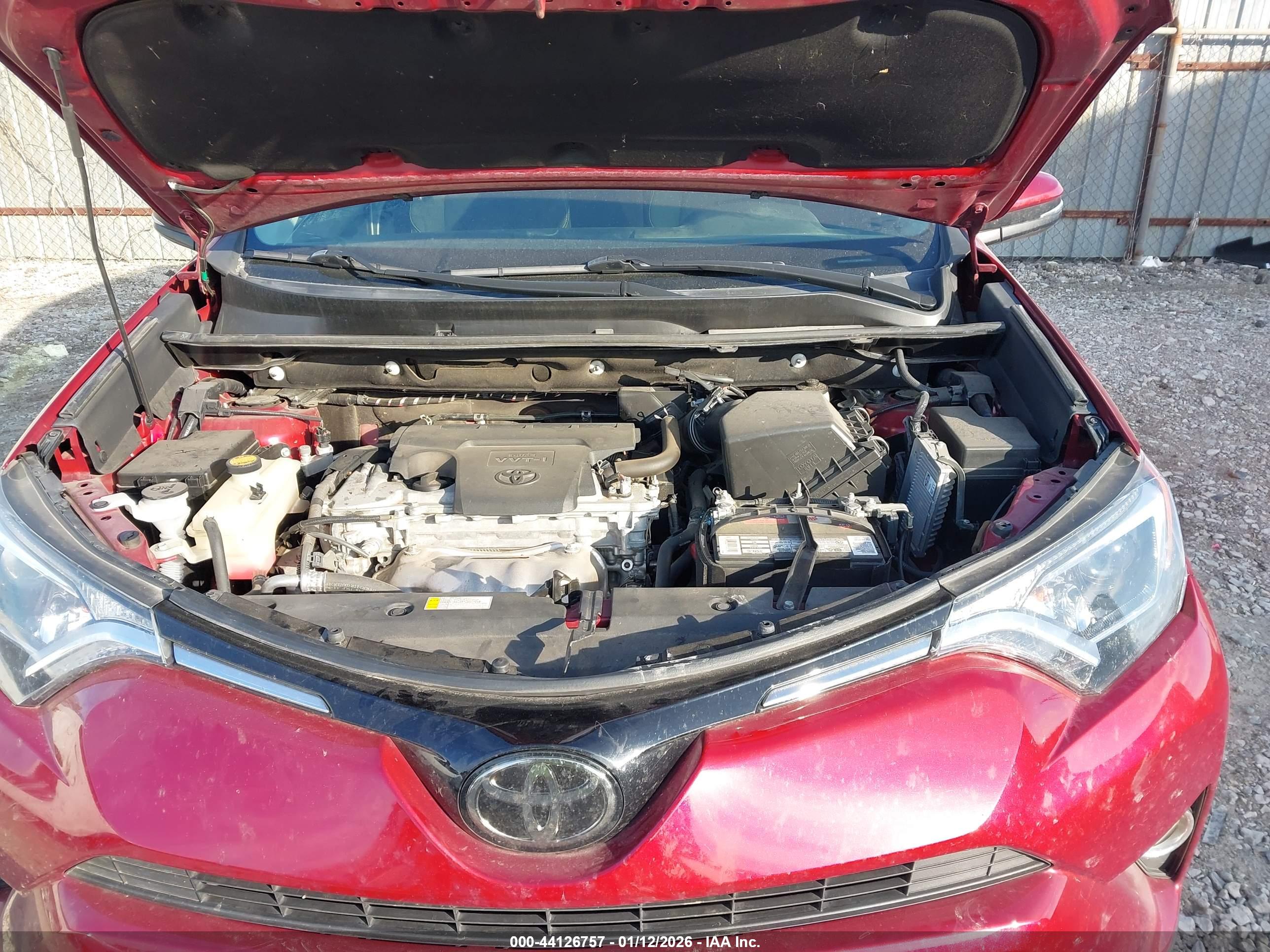 TOYOTA RAV4 image 10