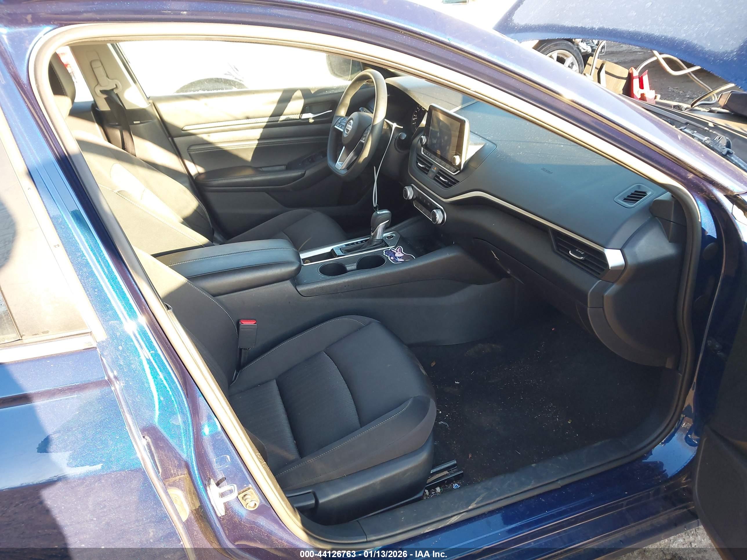 NISSAN ALTIMA image 5