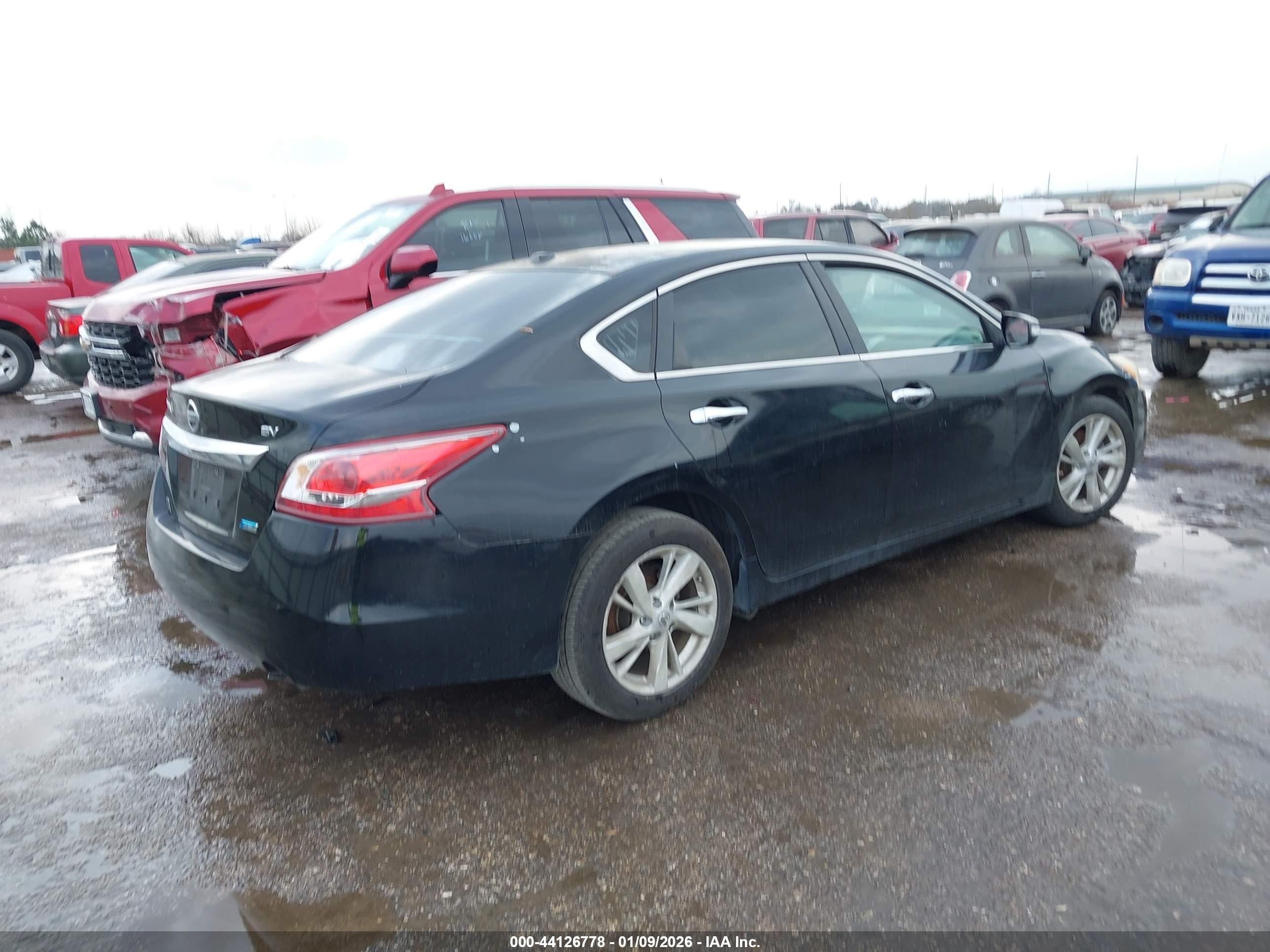 NISSAN ALTIMA image 4